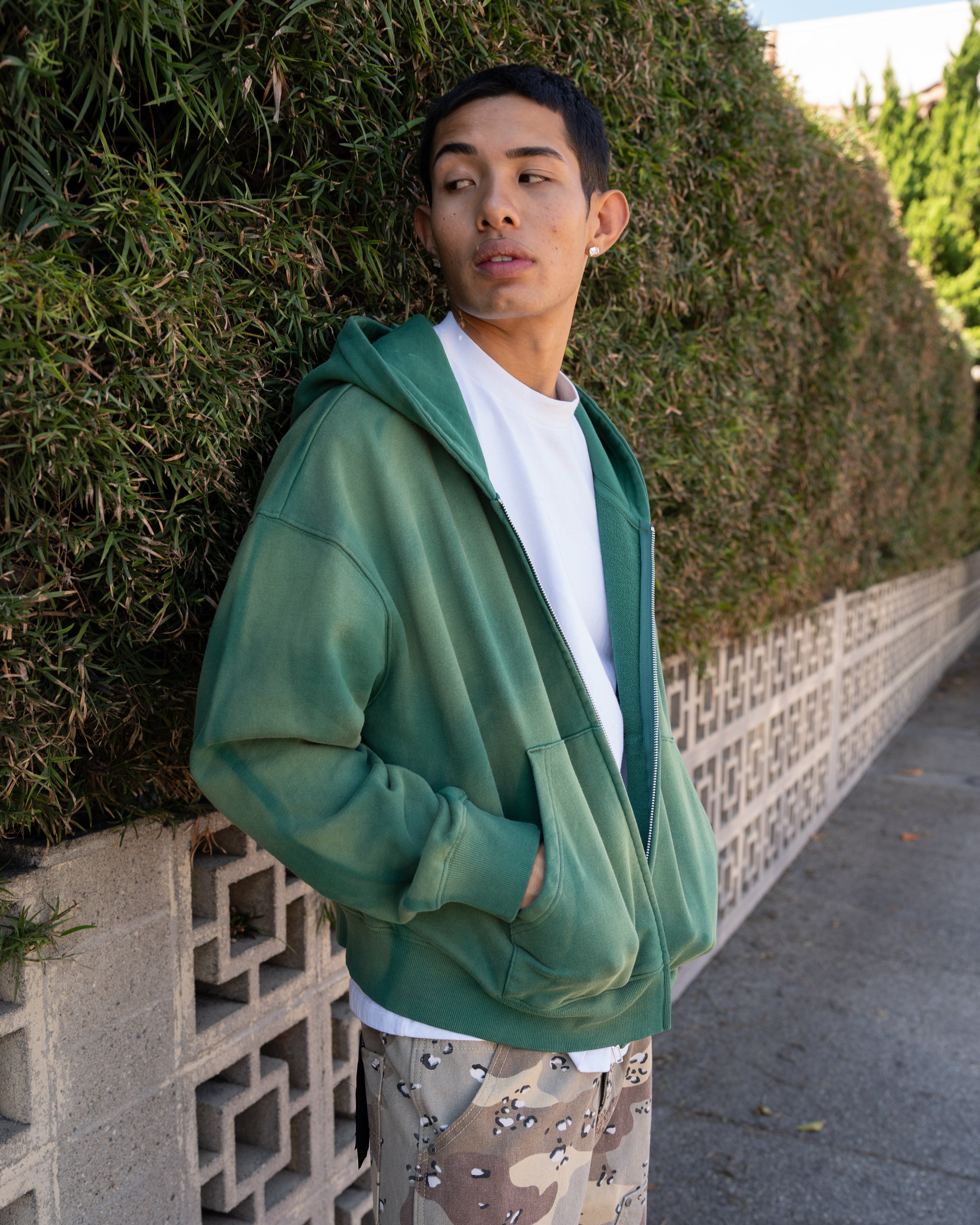EPTM Sun Faded Cropped Zip Up Hoodie - Hunter Green EPTM Sun Faded Cropped Zip Up Hoodie - Hunter Green