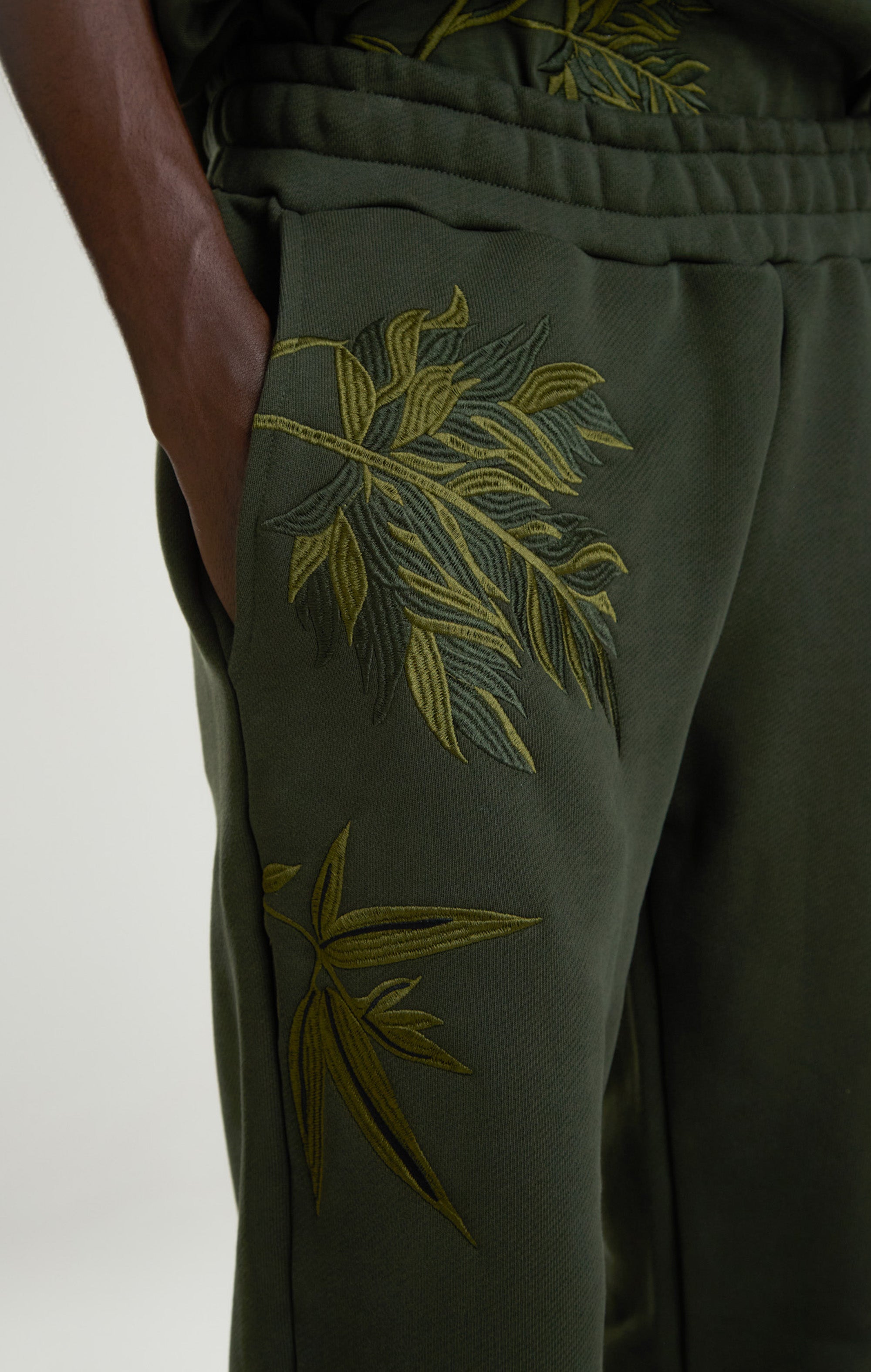 VERDANT FOREST SWEATPANTS VERDANT FOREST SWEATPANTS