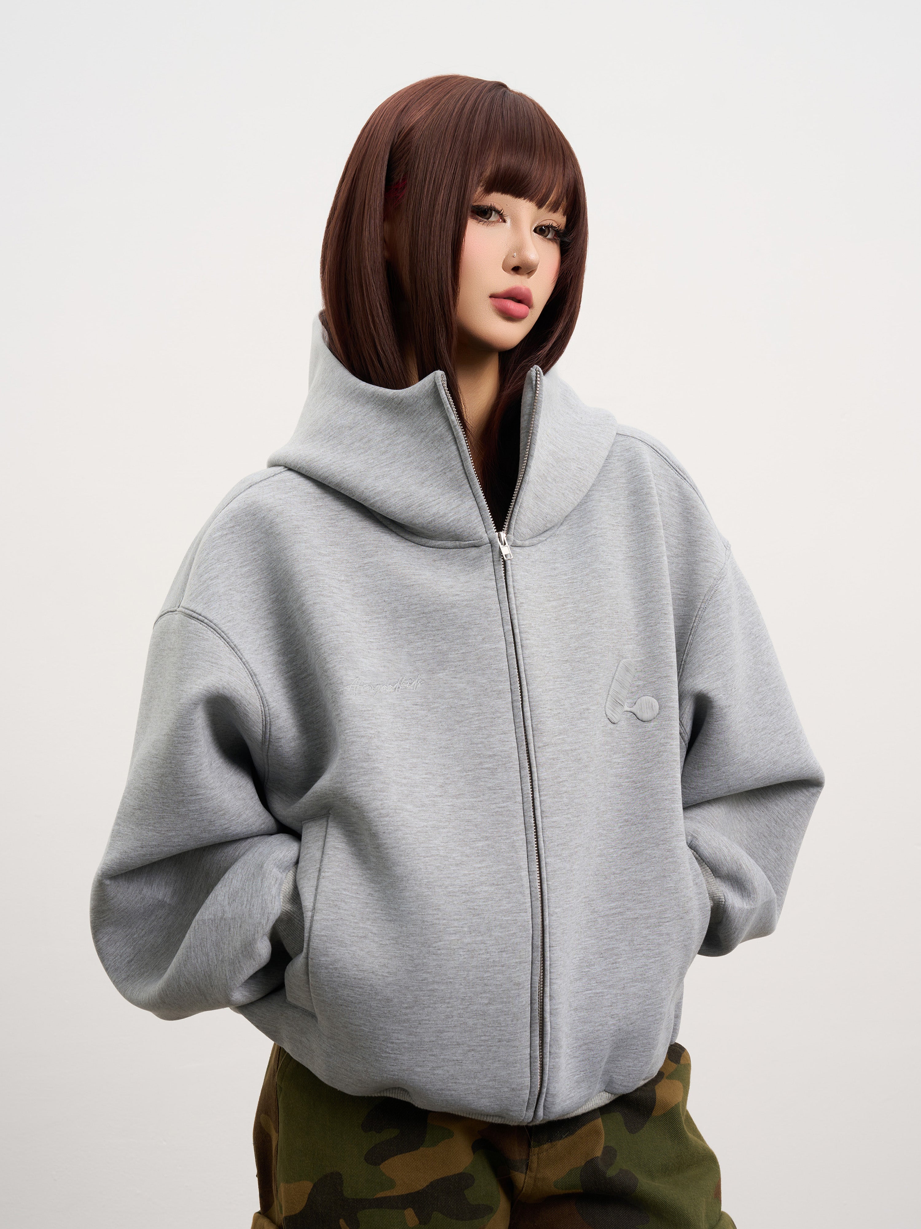 DONCARE(AFGK) "Hign-neck scuba zip hoodie" DONCARE(AFGK) "Hign-neck scuba zip hoodie"