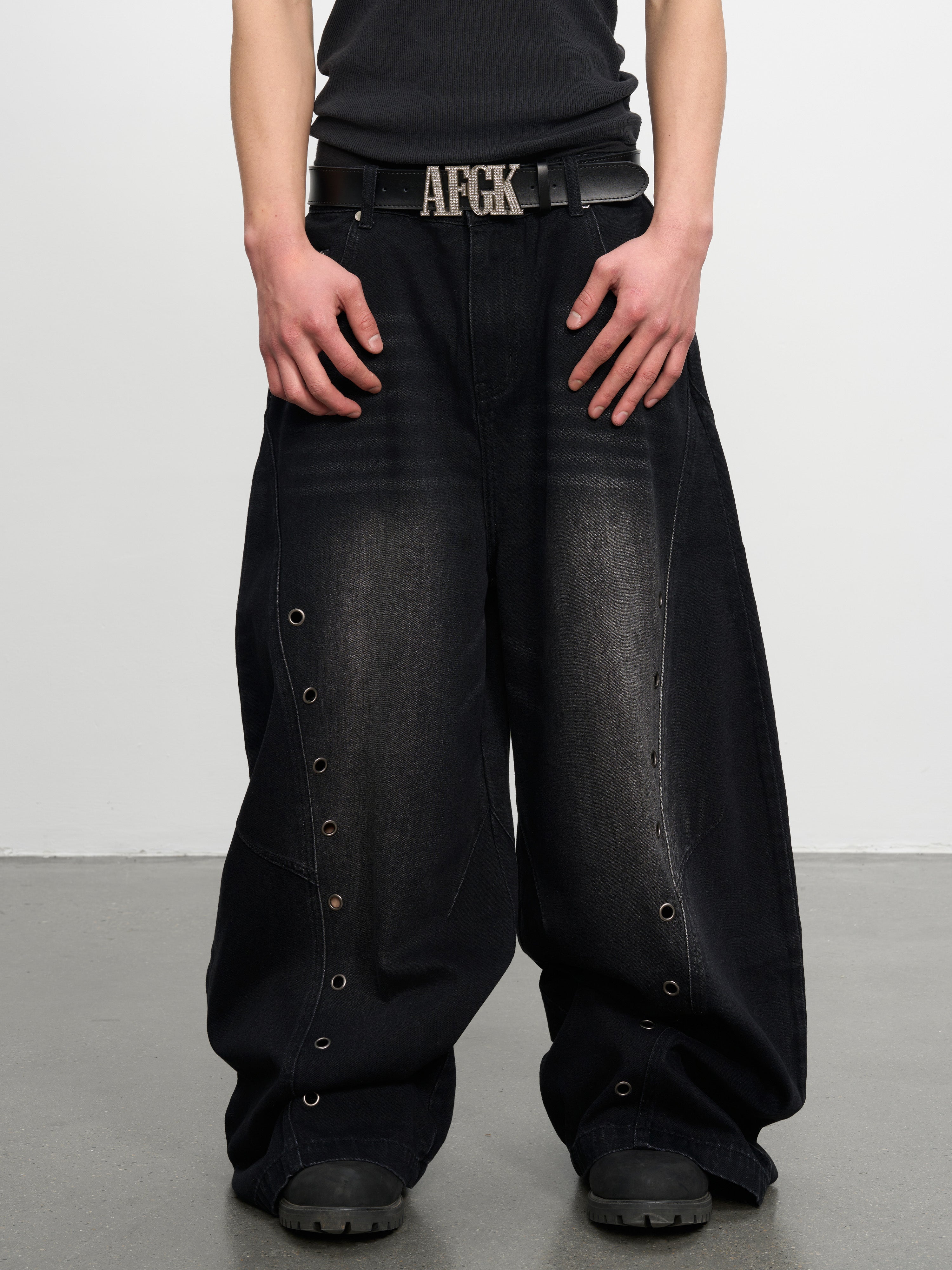 DONCARE(AFGK) "Washed baggy jeans" DONCARE(AFGK) "Washed baggy jeans"