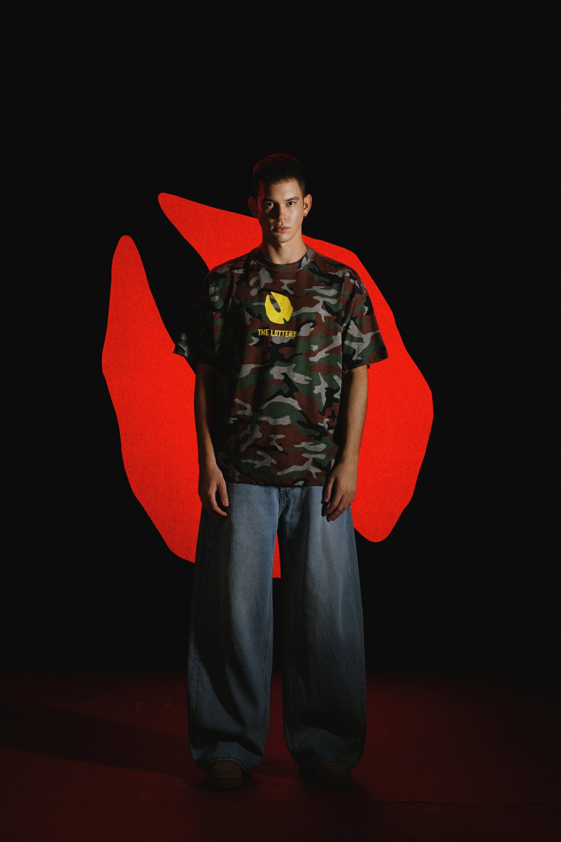 DONCARE(AFGK) "Camo distressed logo tee" DONCARE(AFGK) "Camo distressed logo tee"