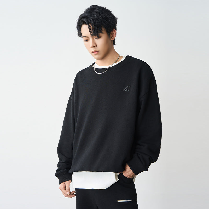 Basic Embroidered Round Neck Sweater Basic Embroidered Round Neck Sweater