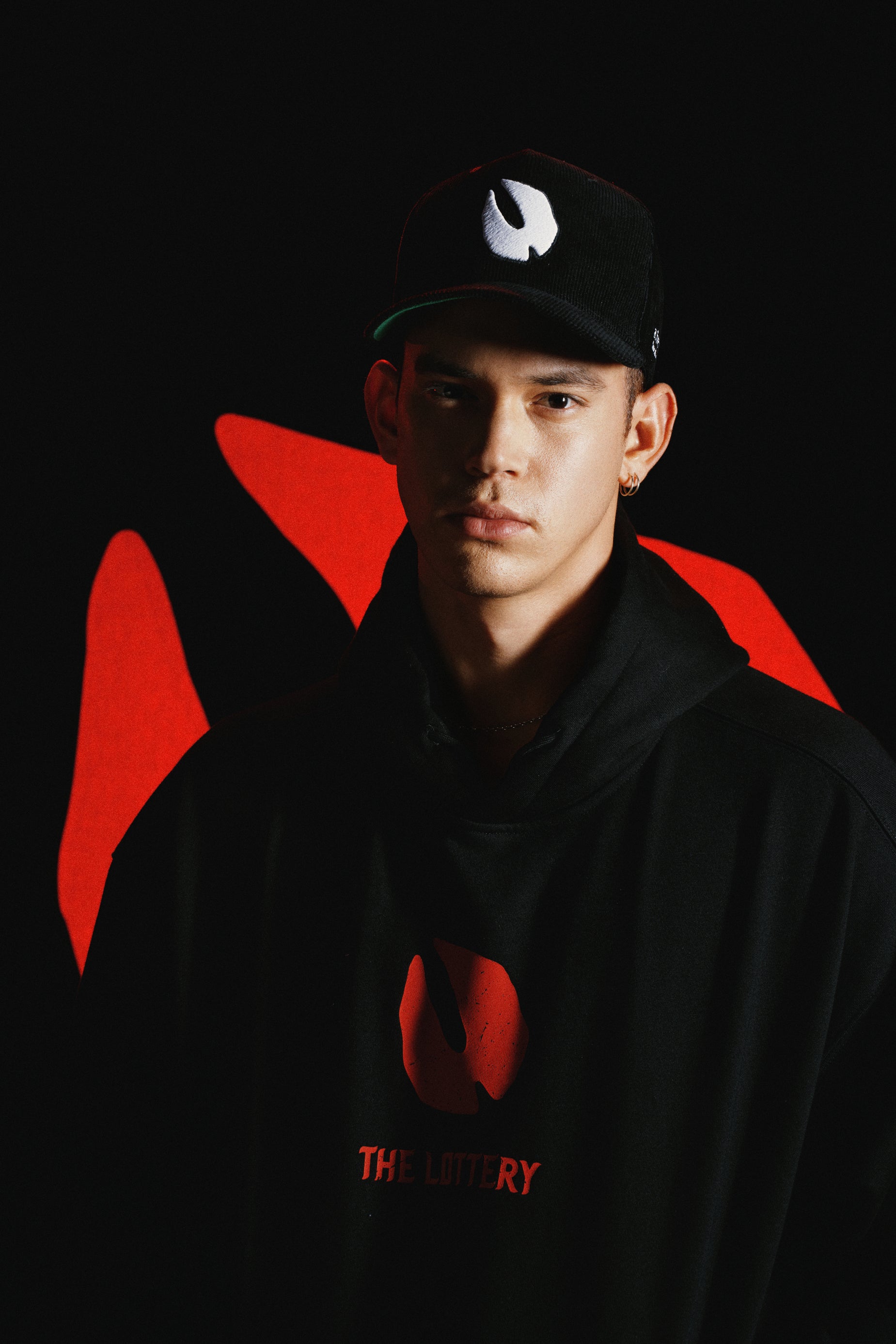 DONCARE(AFGK) "Footprint logo boxy hoodie" DONCARE(AFGK) "Footprint logo boxy hoodie"