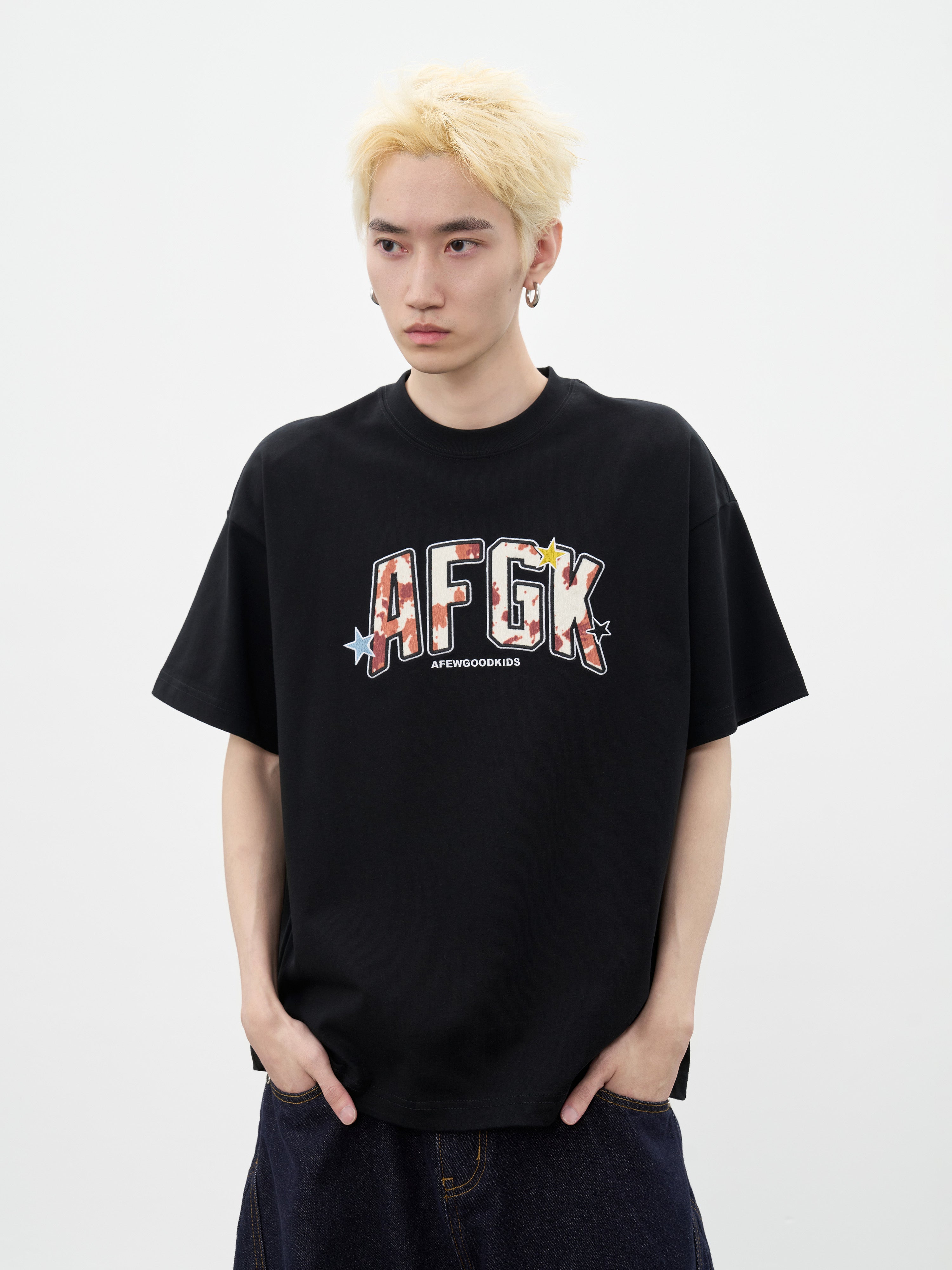 DONCARE(AFGK) "Milky logo tee" DONCARE(AFGK) "Milky logo tee"