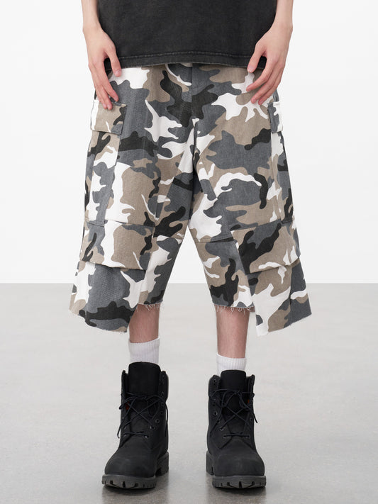 DONCARE(AFGK) "Snow camo baggy jorts"
