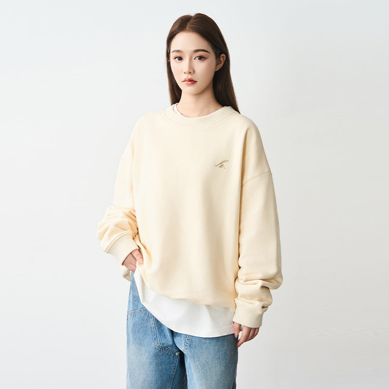 Basic Embroidered Round Neck Sweater Basic Embroidered Round Neck Sweater