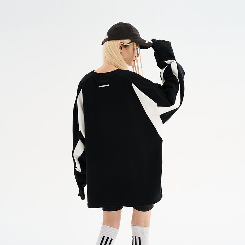 Stitching Round Neck Loose Sweater Stitching Round Neck Loose Sweater