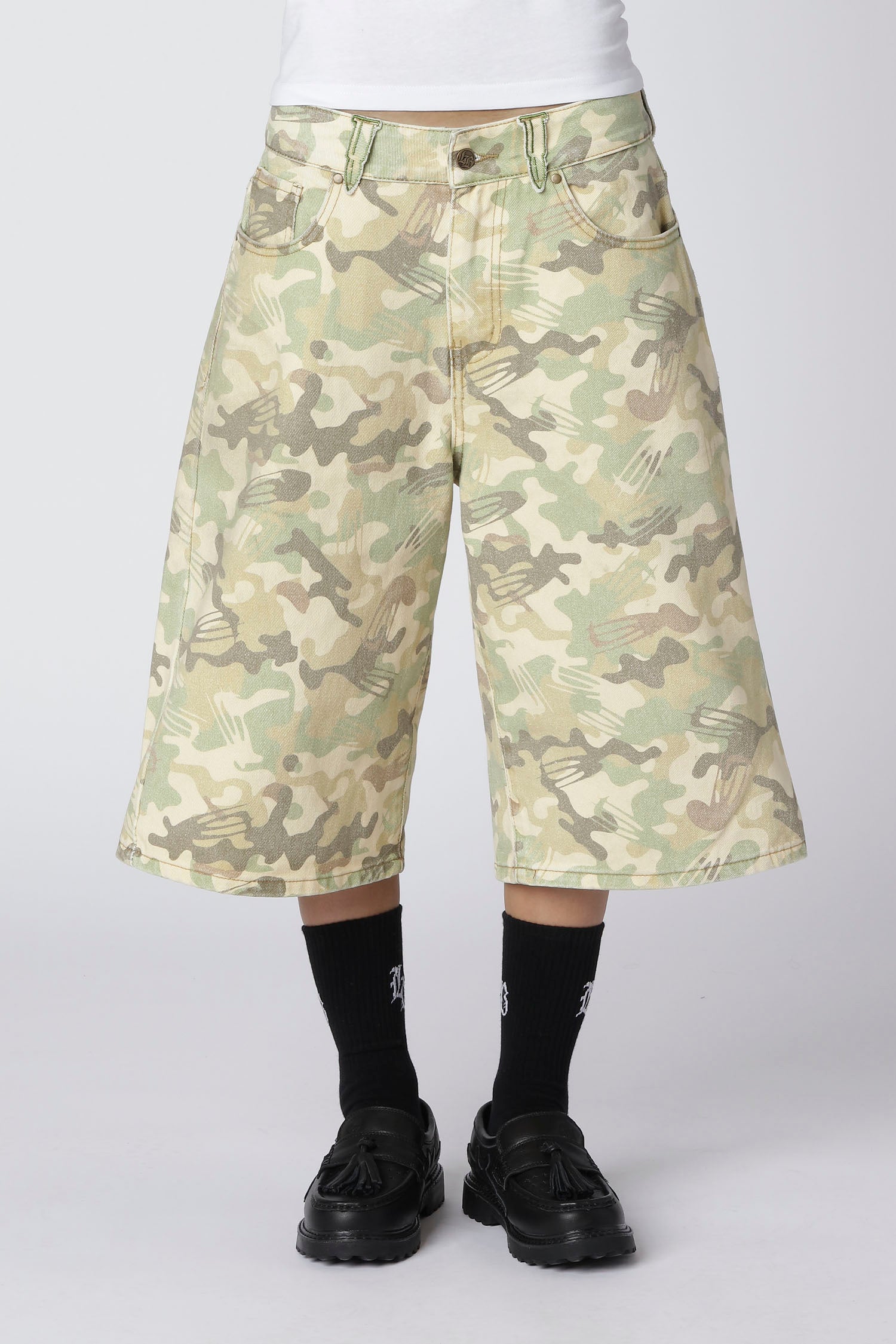 AOP - CAMO JORTS - Logo Camouflage AOP - CAMO JORTS - Logo Camouflage