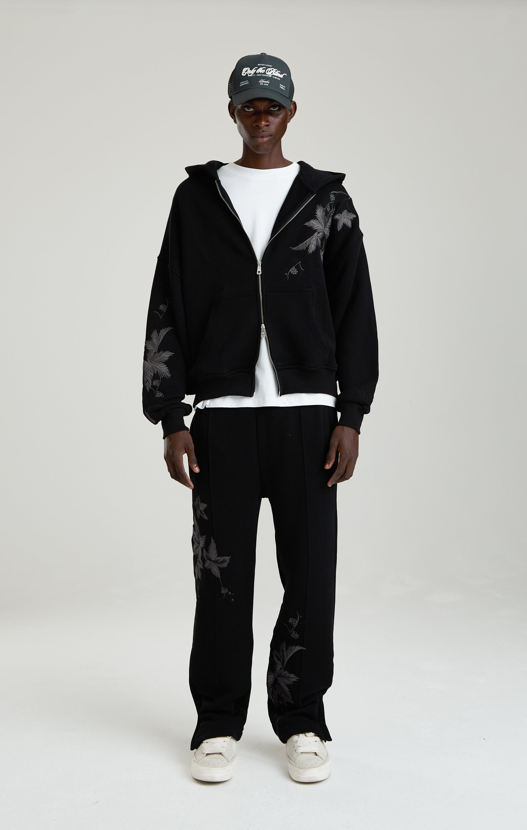 MIDNIGHT HAWTHORN SWEATPANTS MIDNIGHT HAWTHORN SWEATPANTS