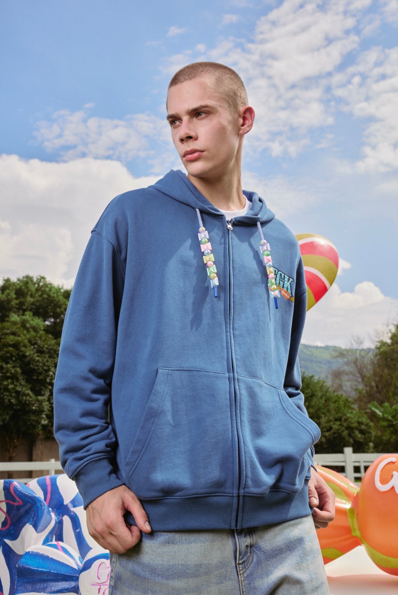 DONCARE(AFGK) "Candy logo zipped hoodie" DONCARE(AFGK) "Candy logo zipped hoodie"