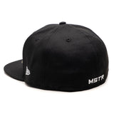 CAP106 - MSTR FITTED HAT / BLACK & WHITE CAP106 - MSTR FITTED HAT / BLACK & WHITE