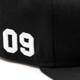 CAP106 - MSTR FITTED HAT / BLACK & WHITE CAP106 - MSTR FITTED HAT / BLACK & WHITE