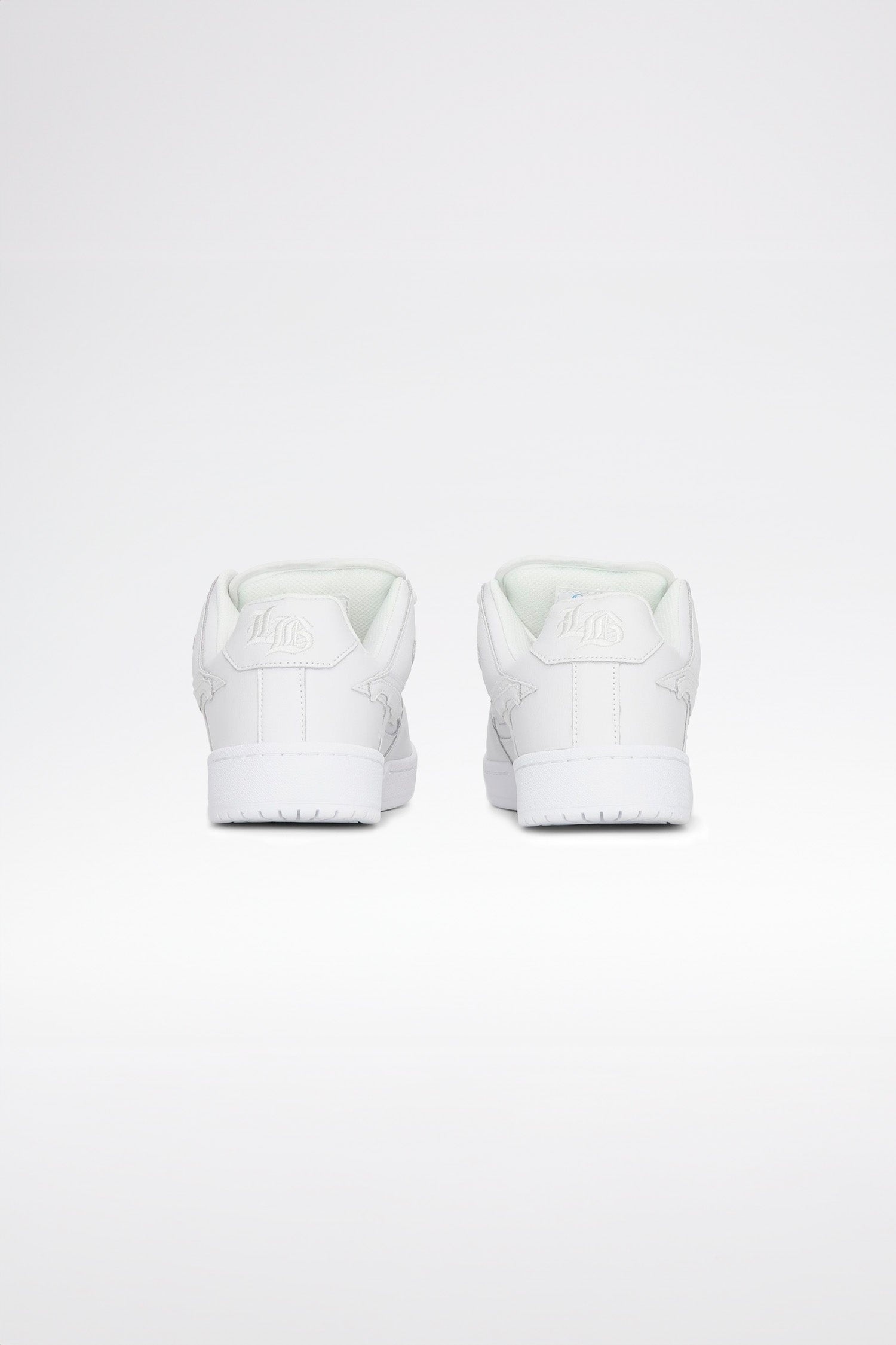 CLOUDS - White CLOUDS - White