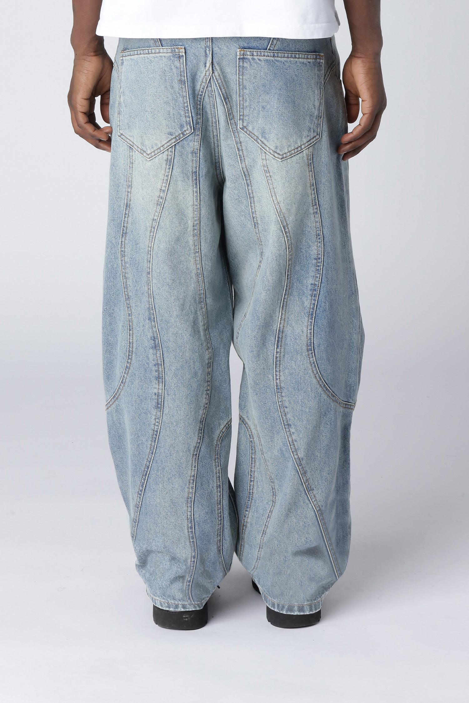CURVY OUTERSEAM JEANS - Stonewashed Blue CURVY OUTERSEAM JEANS - Stonewashed Blue