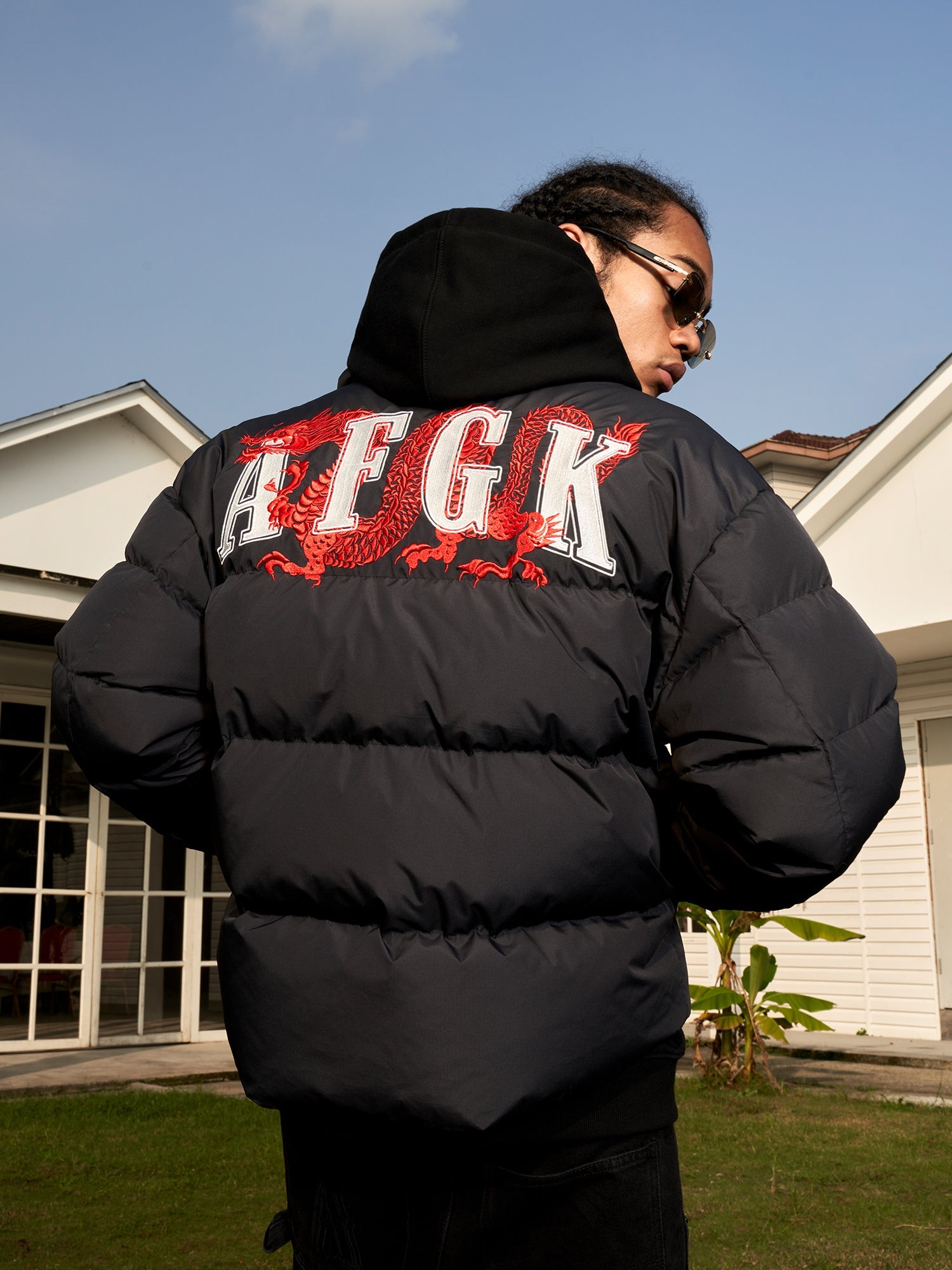 DONCARE(AFGK) “Dragon logo down jacket” DONCARE(AFGK) “Dragon logo down jacket”