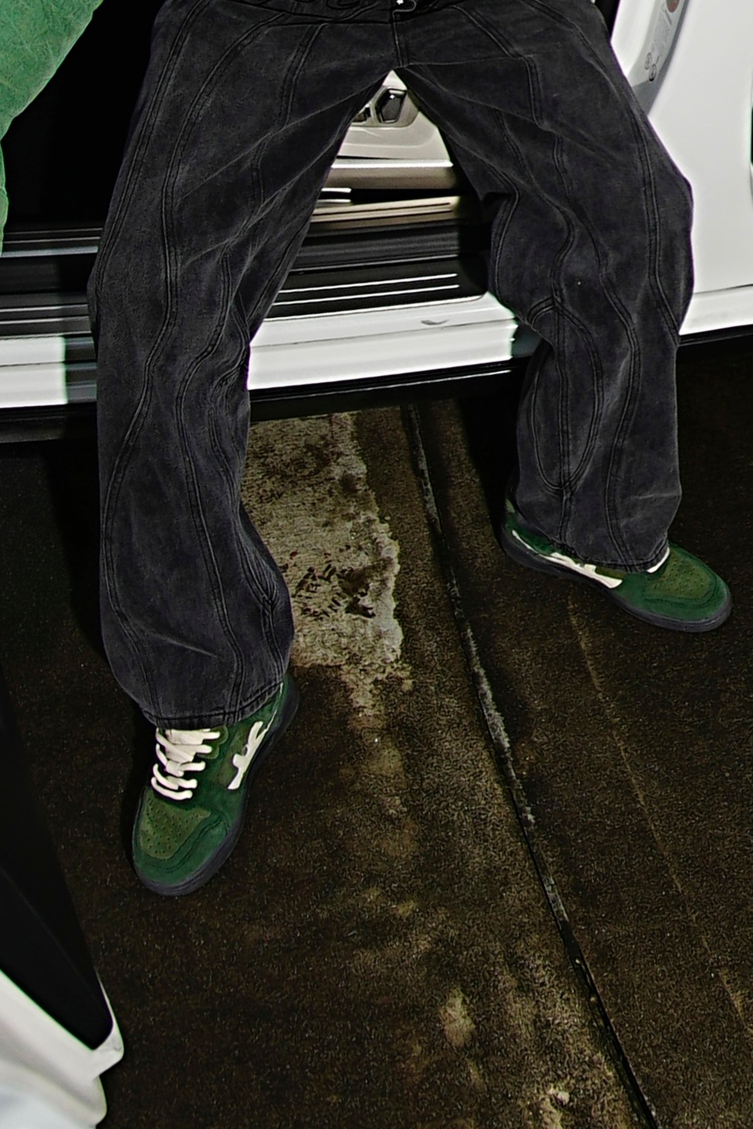 DARK FOREST - Green/Black/Cream DARK FOREST - Green/Black/Cream