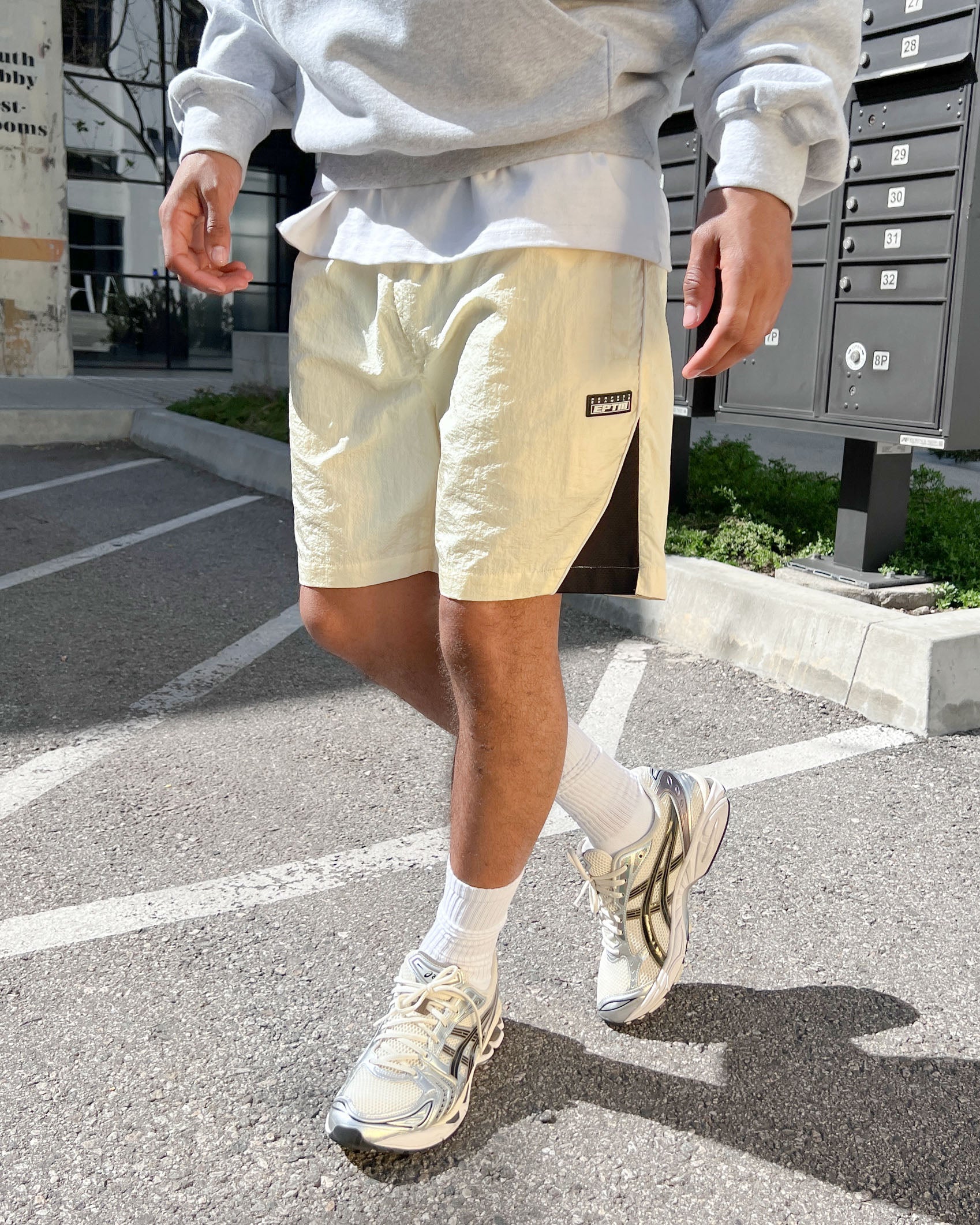 EPTM Derby Shorts - Cream EPTM Derby Shorts - Cream