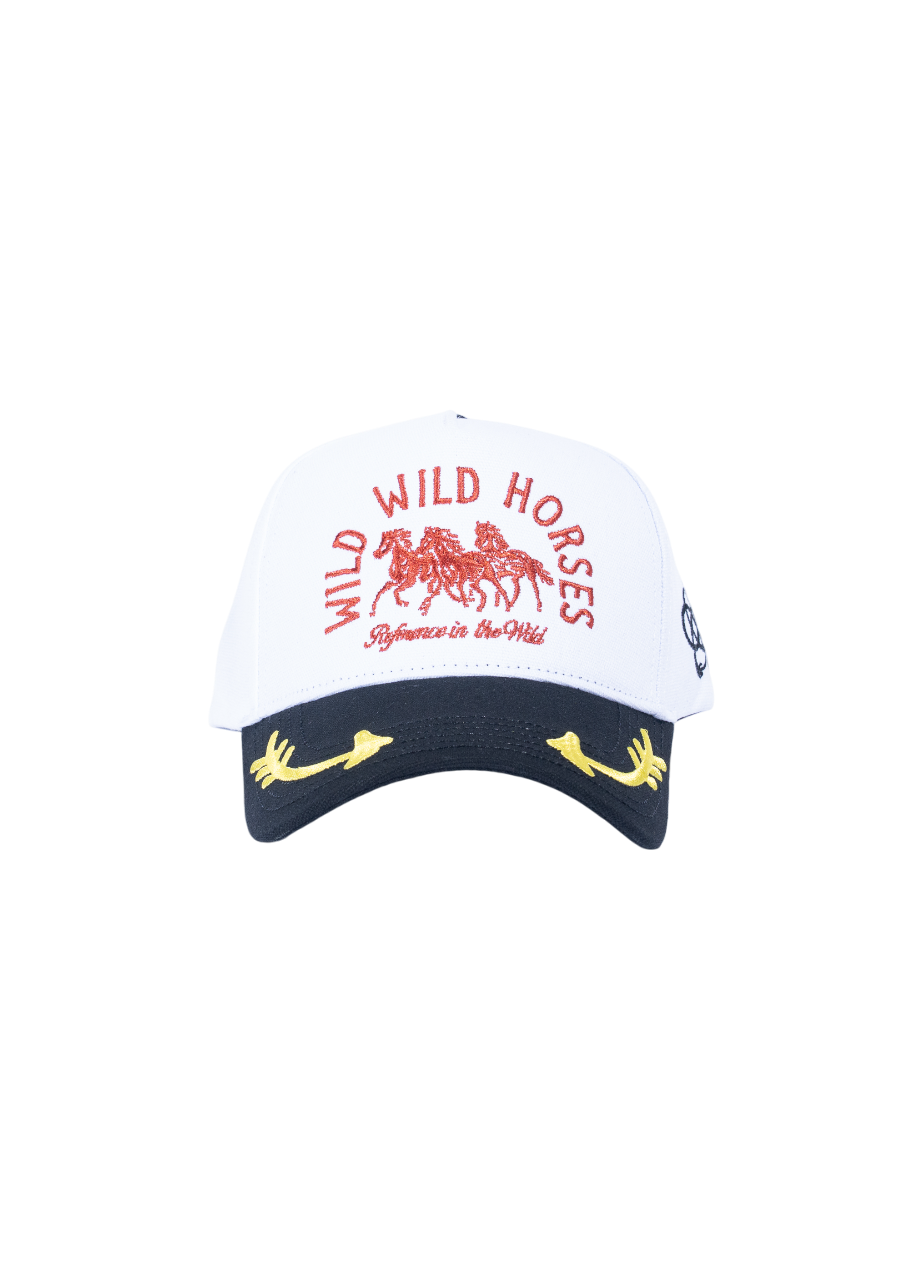 In The Wild (White/Black) In The Wild (White/Black)