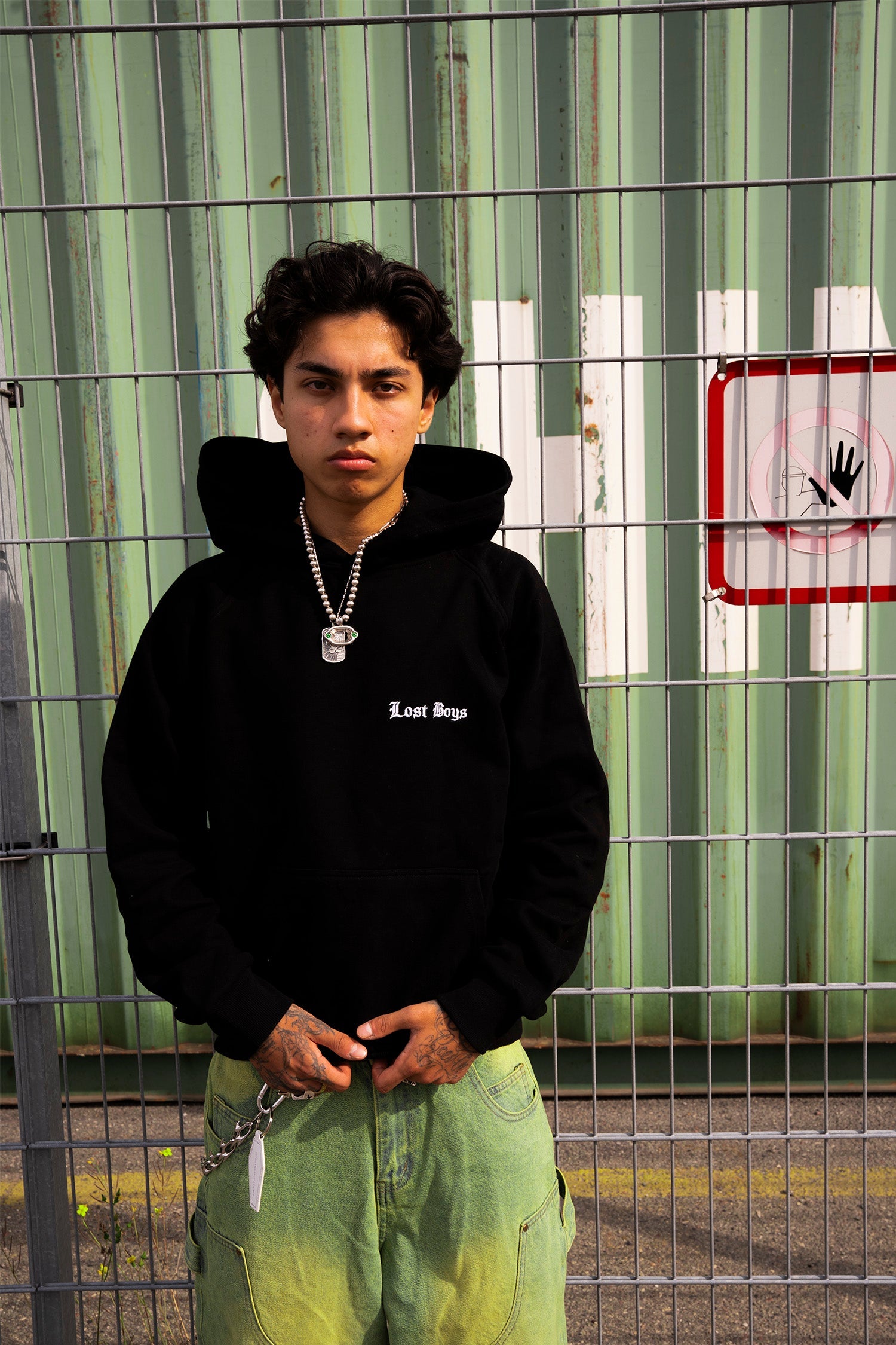 EMBROIDERY LOGO HOODIE - Black EMBROIDERY LOGO HOODIE - Black