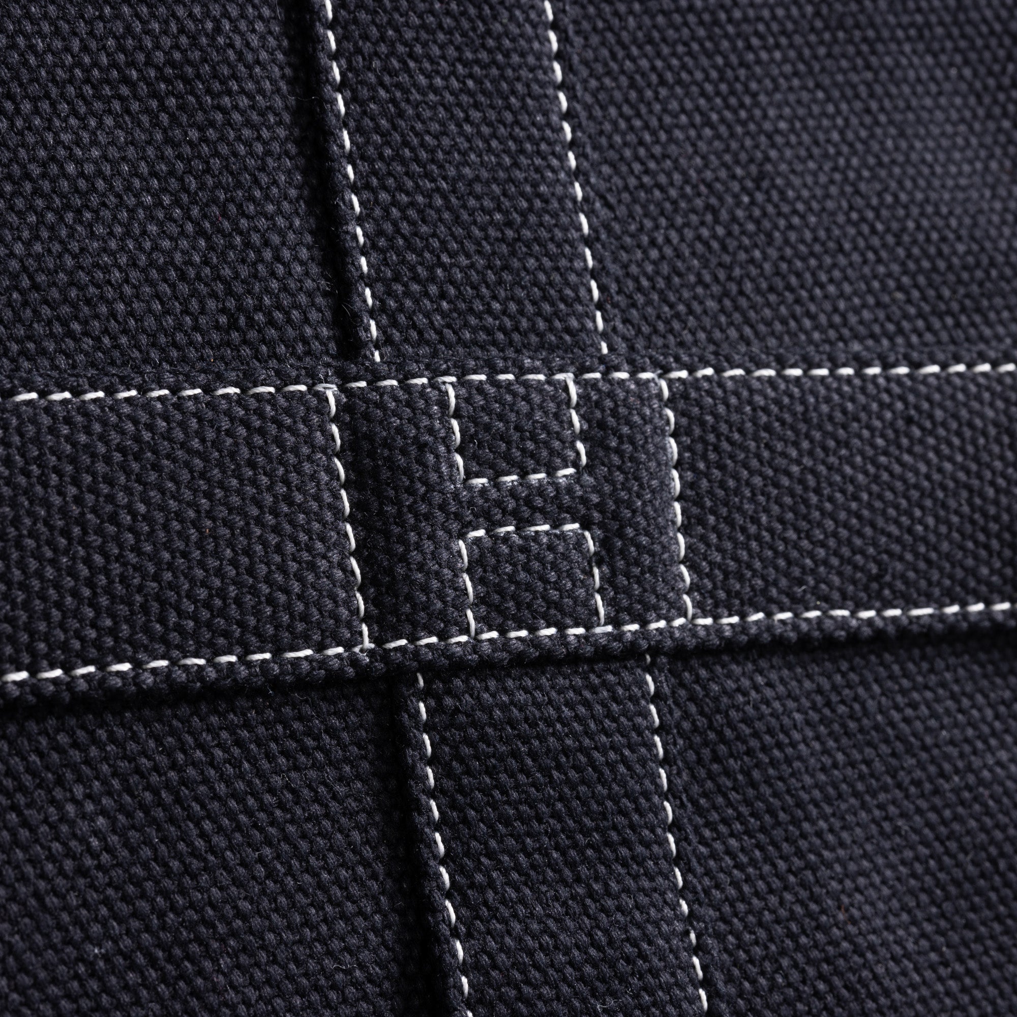 HTG Downtown Messenger - Black HTG Downtown Messenger - Black