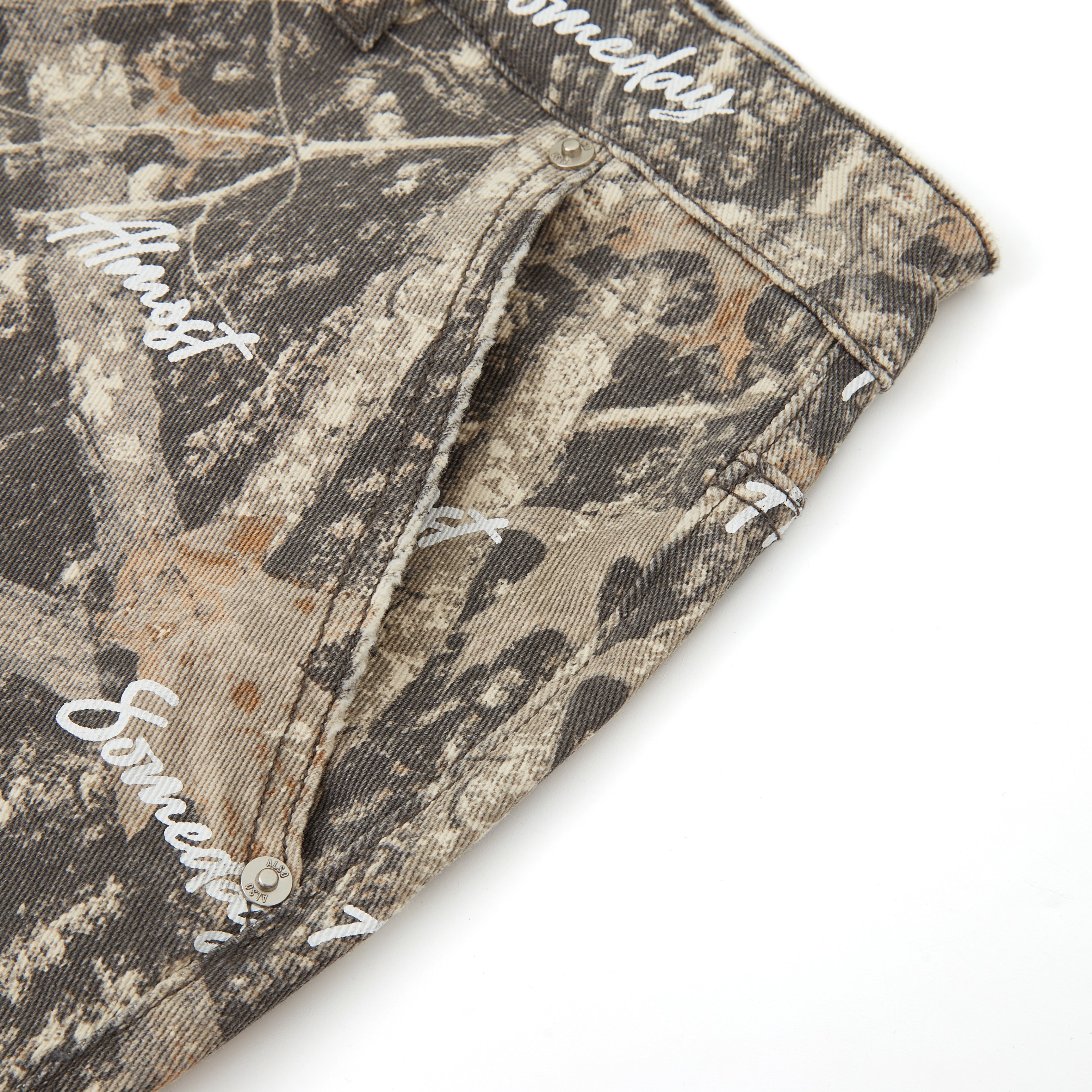 Signature AOP Camo Cargo Shorts Signature AOP Camo Cargo Shorts