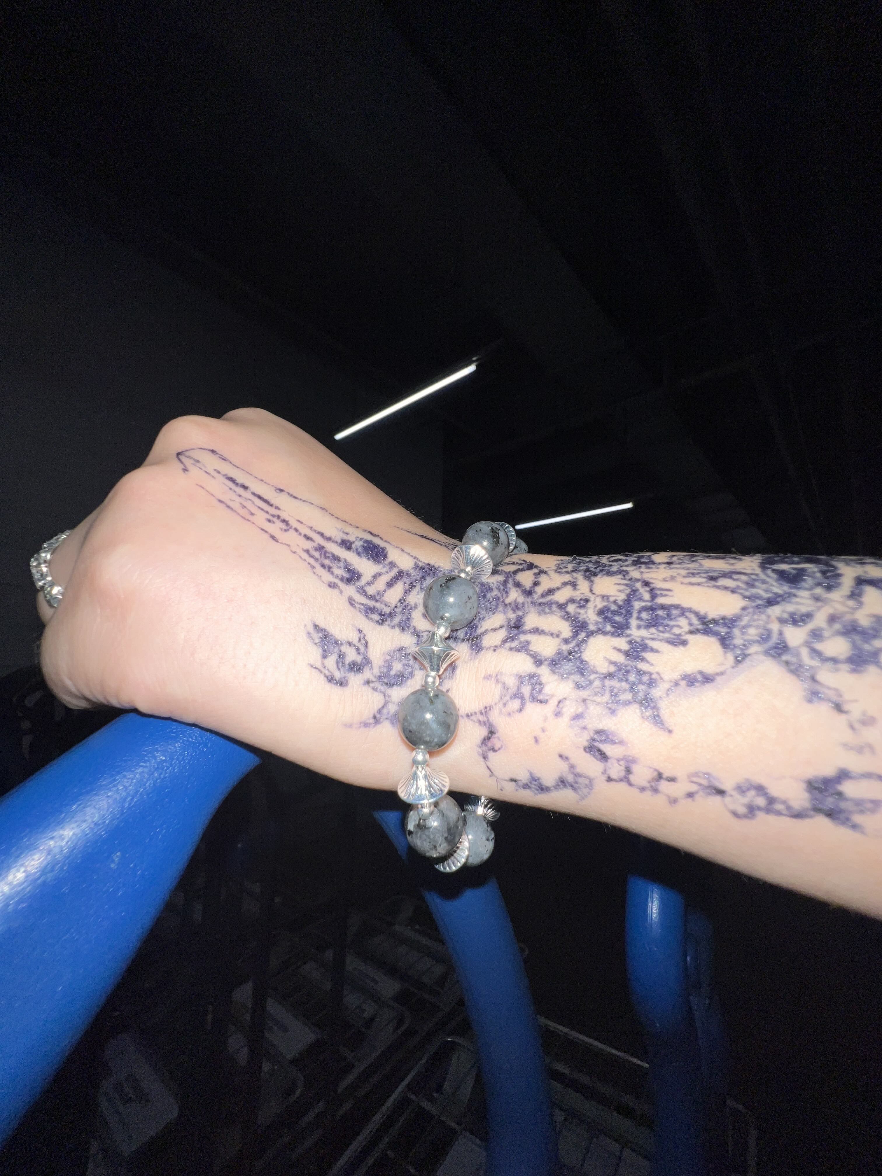 BLACK SHARD BLACK SHARD