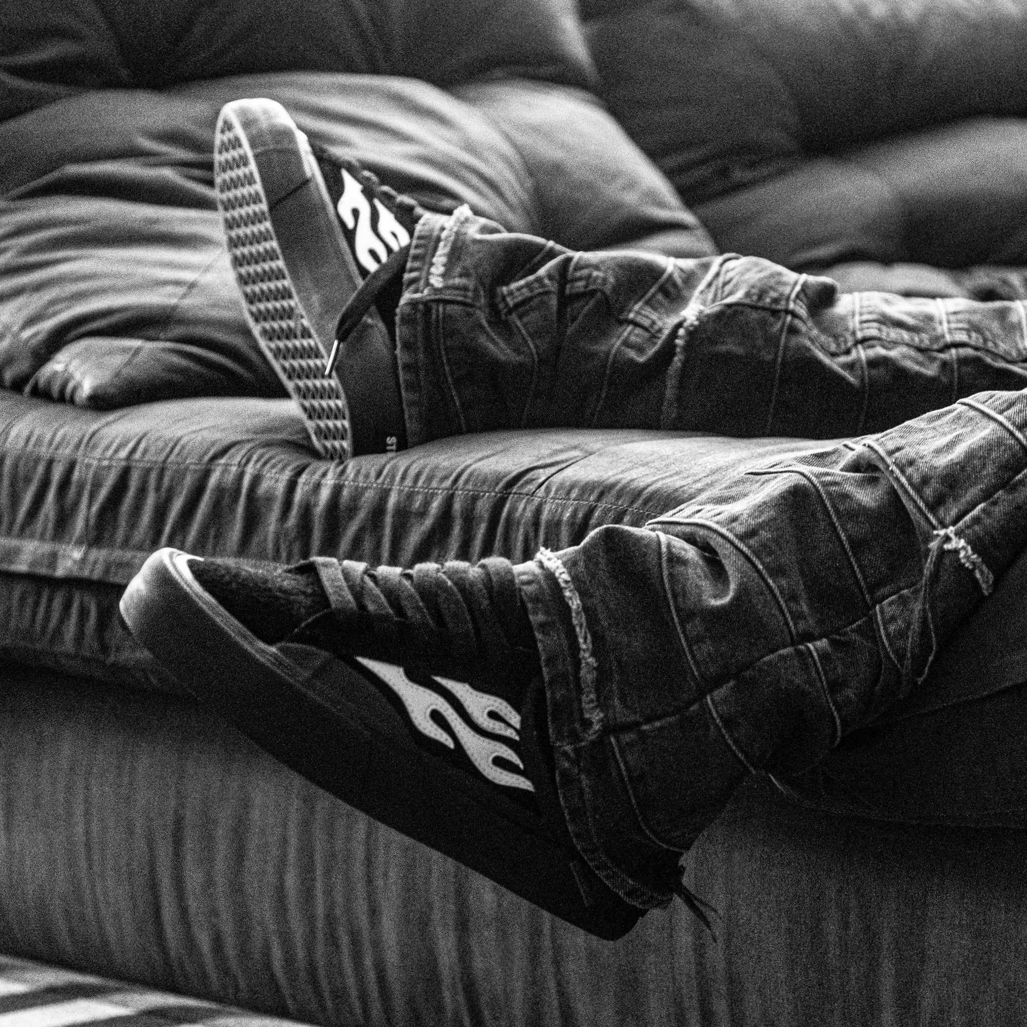 LOGAN - PHANTOM FLAME LOGAN - PHANTOM FLAME