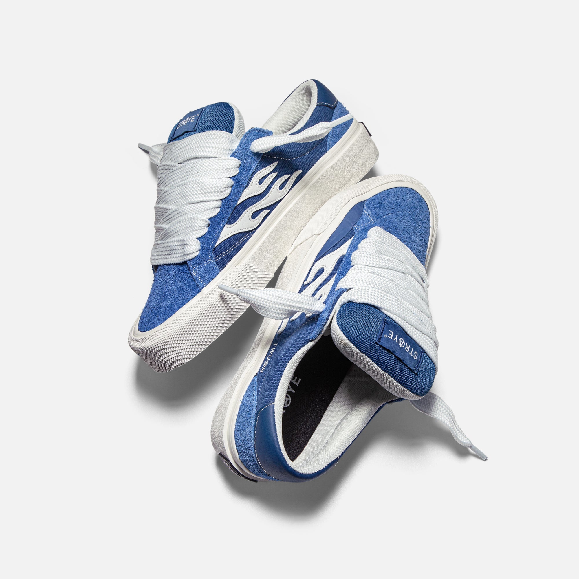 LOGAN PUFF - BLUE LOGAN PUFF - BLUE