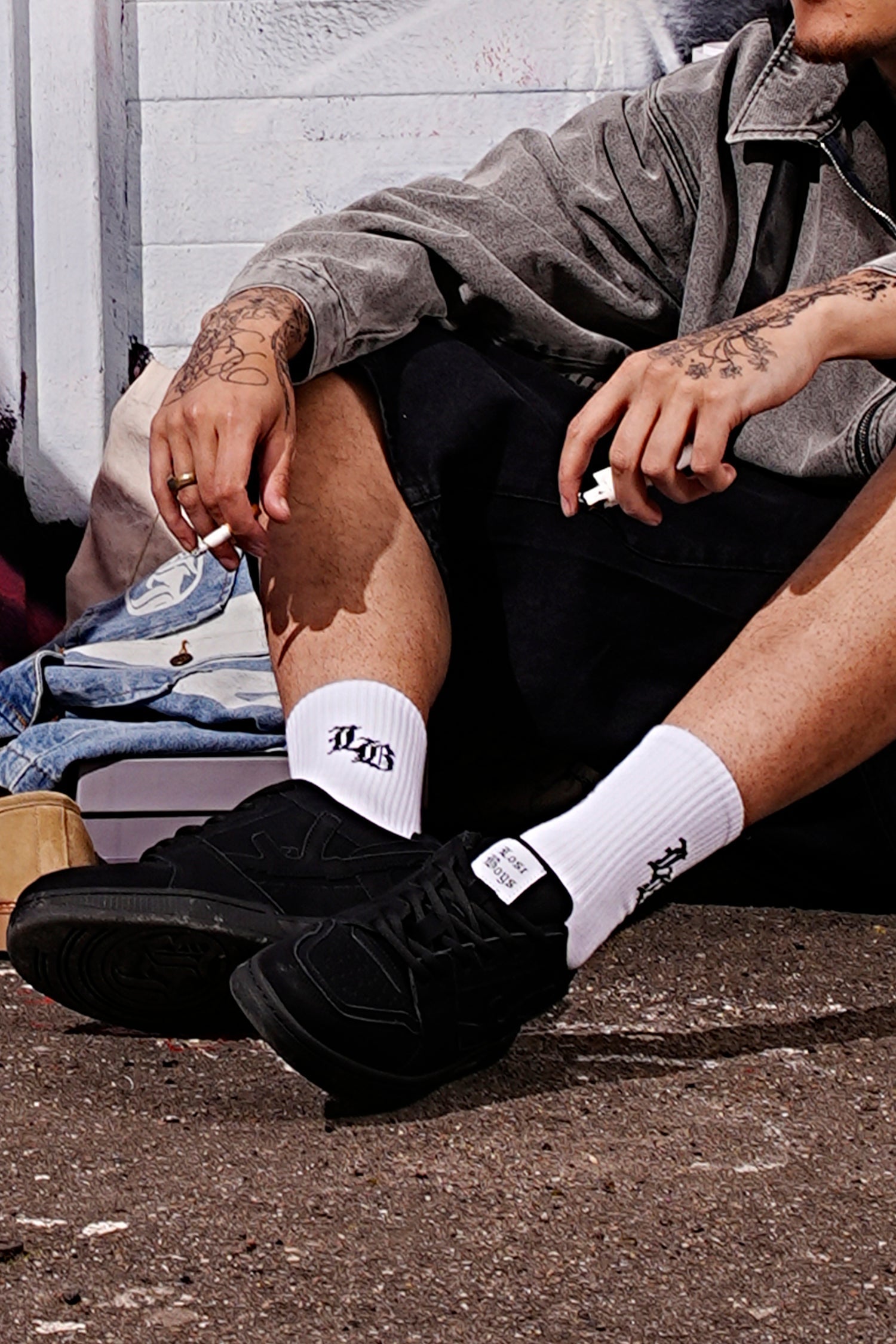 MIDNIGHTS - Black MIDNIGHTS - Black