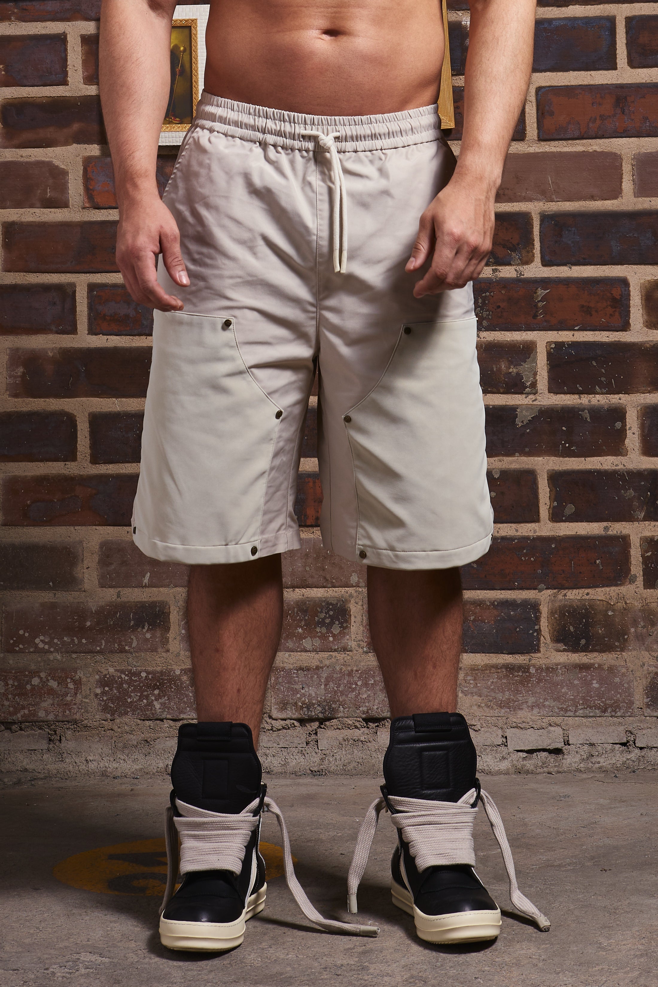 HOLLYWOOD 2 HOLLYWOOD 2