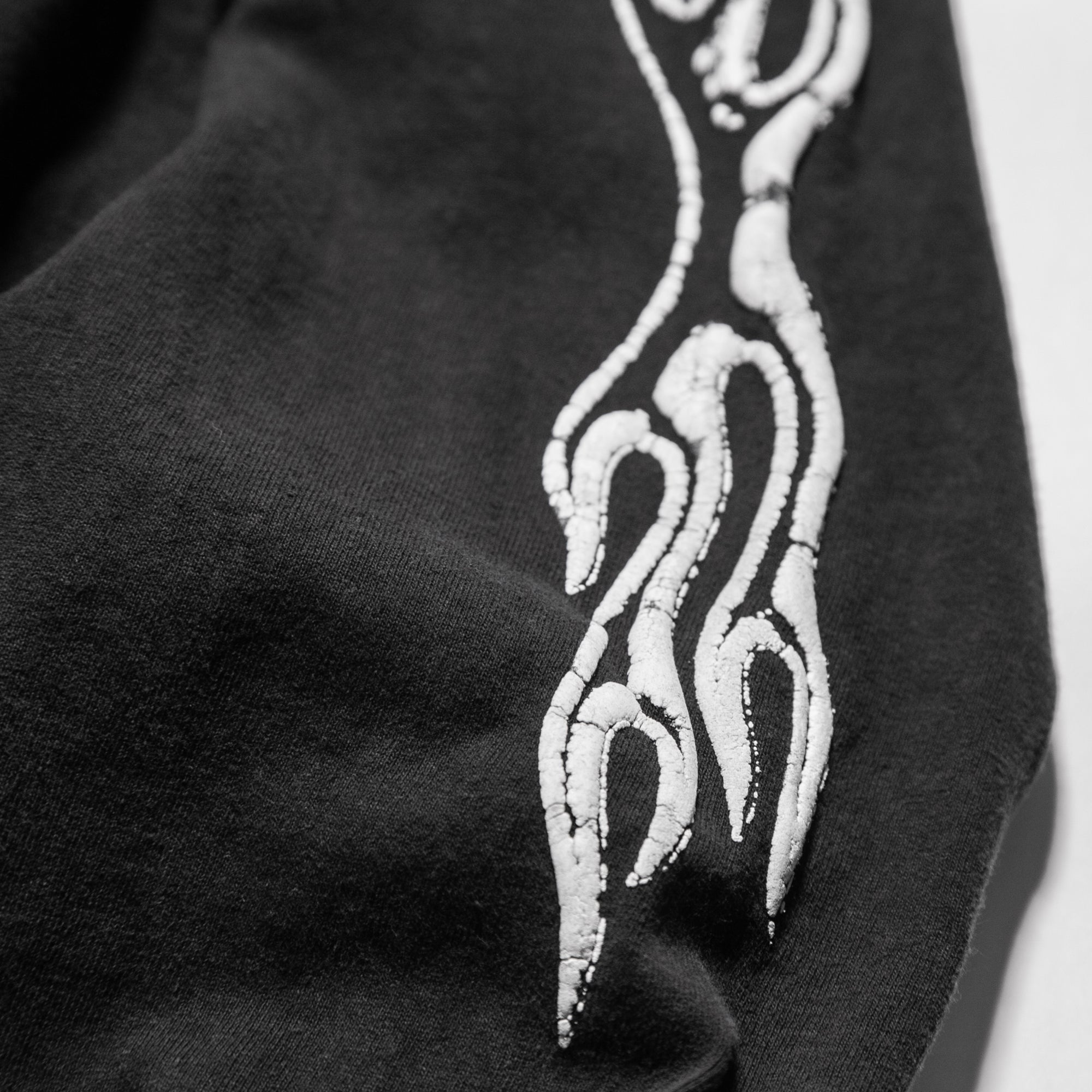 TRIBAL L/S - WASHED BLACK TRIBAL L/S - WASHED BLACK