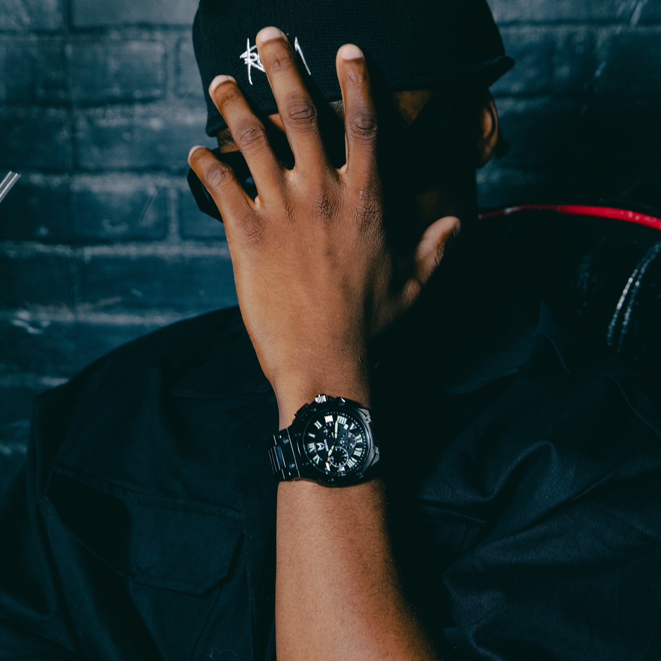 AM1056SS - AMBASSADOR BLACK STEEL BAND AM1056SS - AMBASSADOR BLACK STEEL BAND