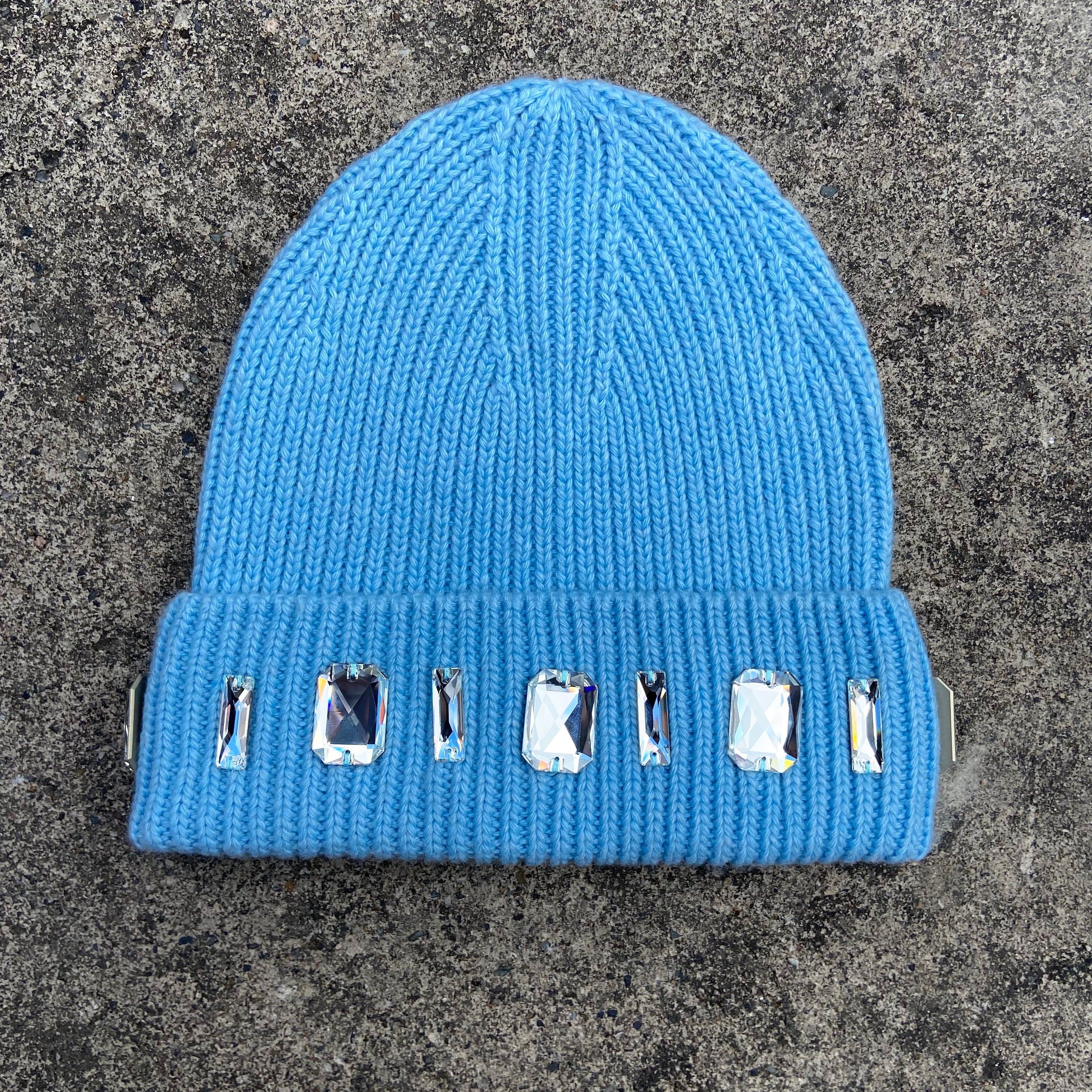 Louis Crown-Baby Blue Louis Crown-Baby Blue