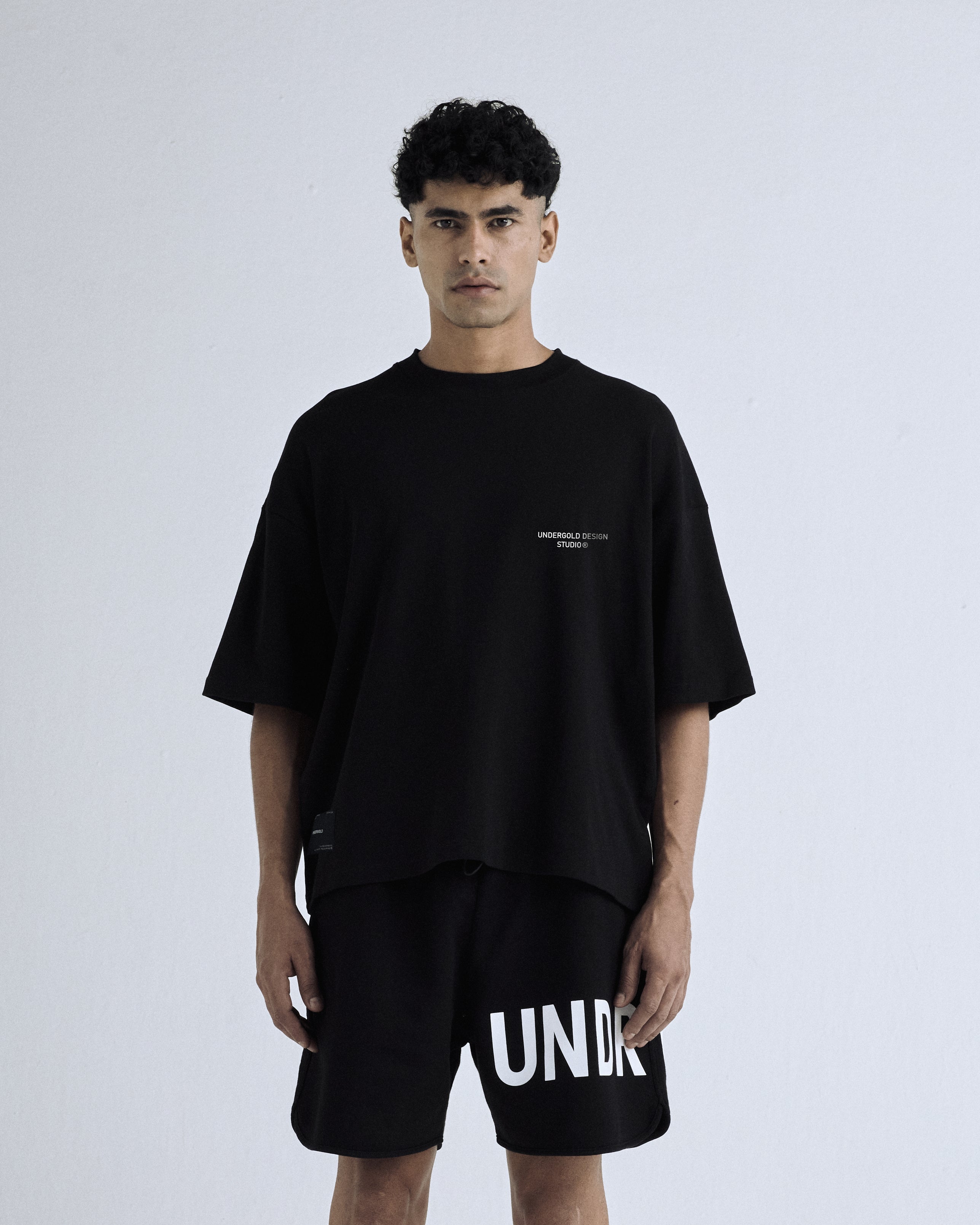 Basics Undergold Design Studio Boxy T-shirt Black Basics Undergold Design Studio Boxy T-shirt Black