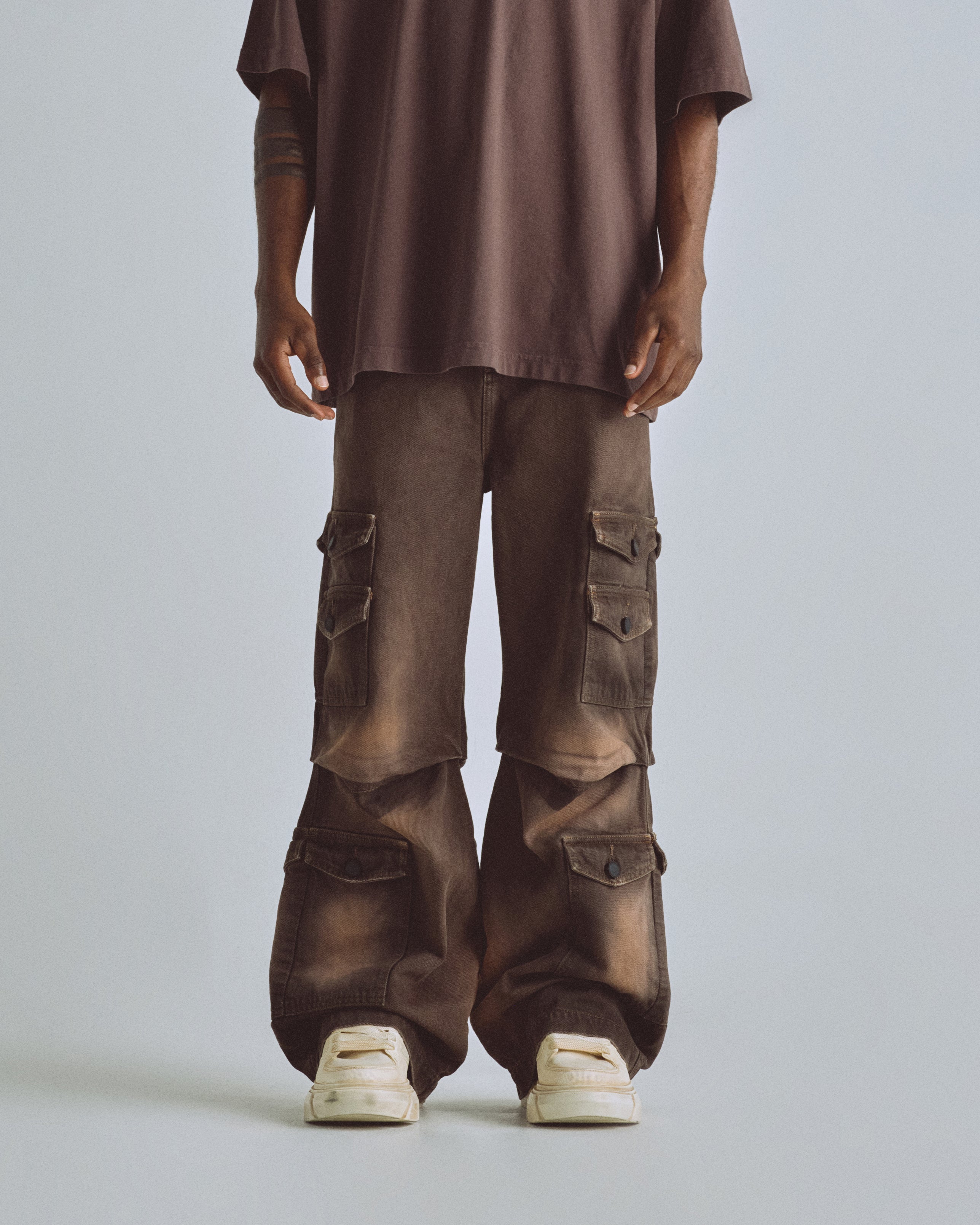 Basics UNDGLD Pockets Jean Faded Brown Basics UNDGLD Pockets Jean Faded Brown