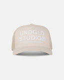 Basics UNDGLD STUDIO Trucker Cap Bone Basics UNDGLD STUDIO Trucker Cap Bone