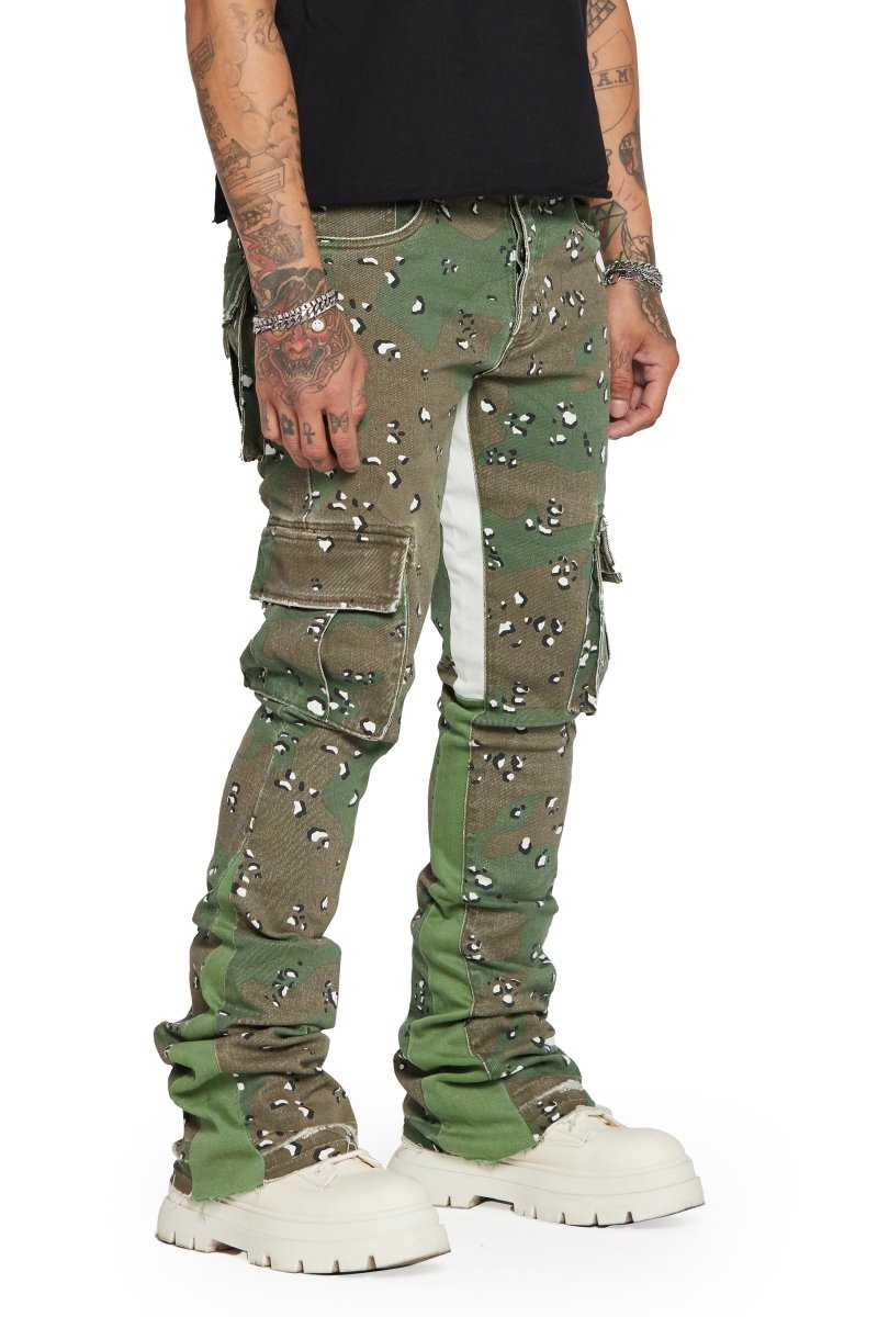 "COMMANDER" STACKED FLARE JEAN CAMO "COMMANDER" STACKED FLARE JEAN CAMO