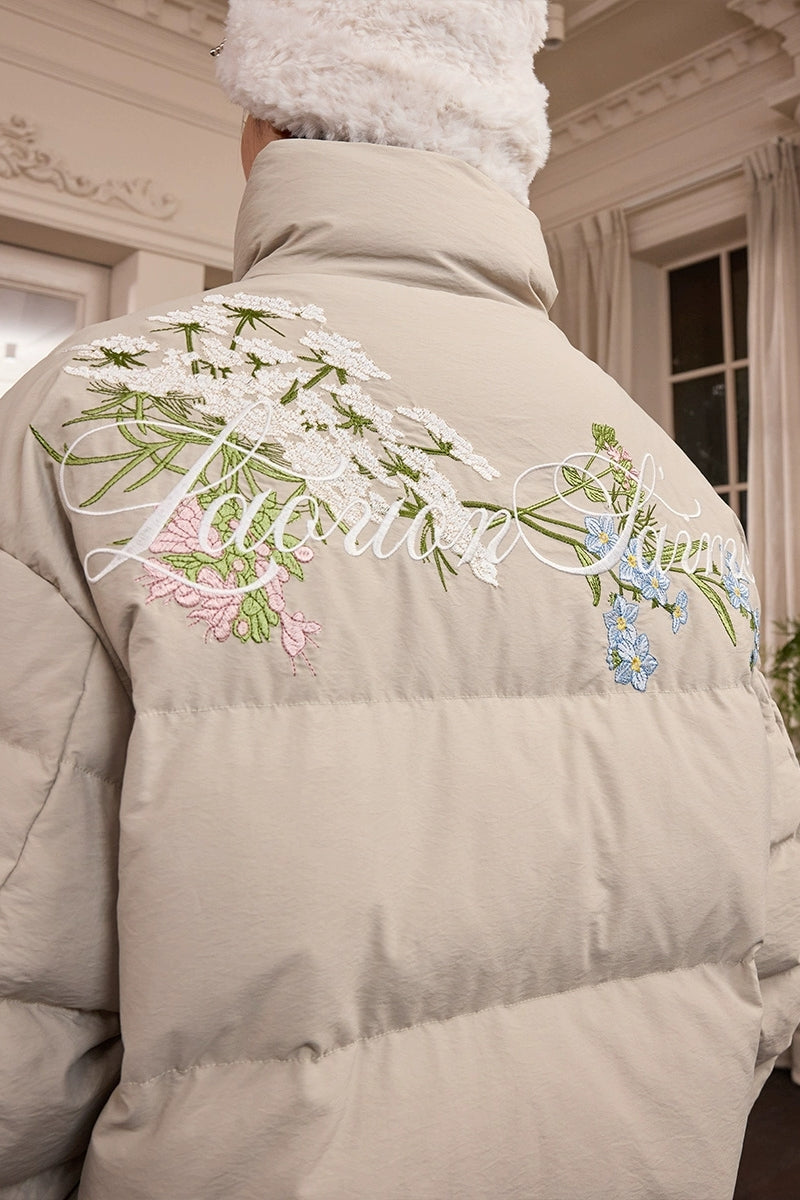 Classic Floral Embroidery Graphene Jacket Classic Floral Embroidery Graphene Jacket