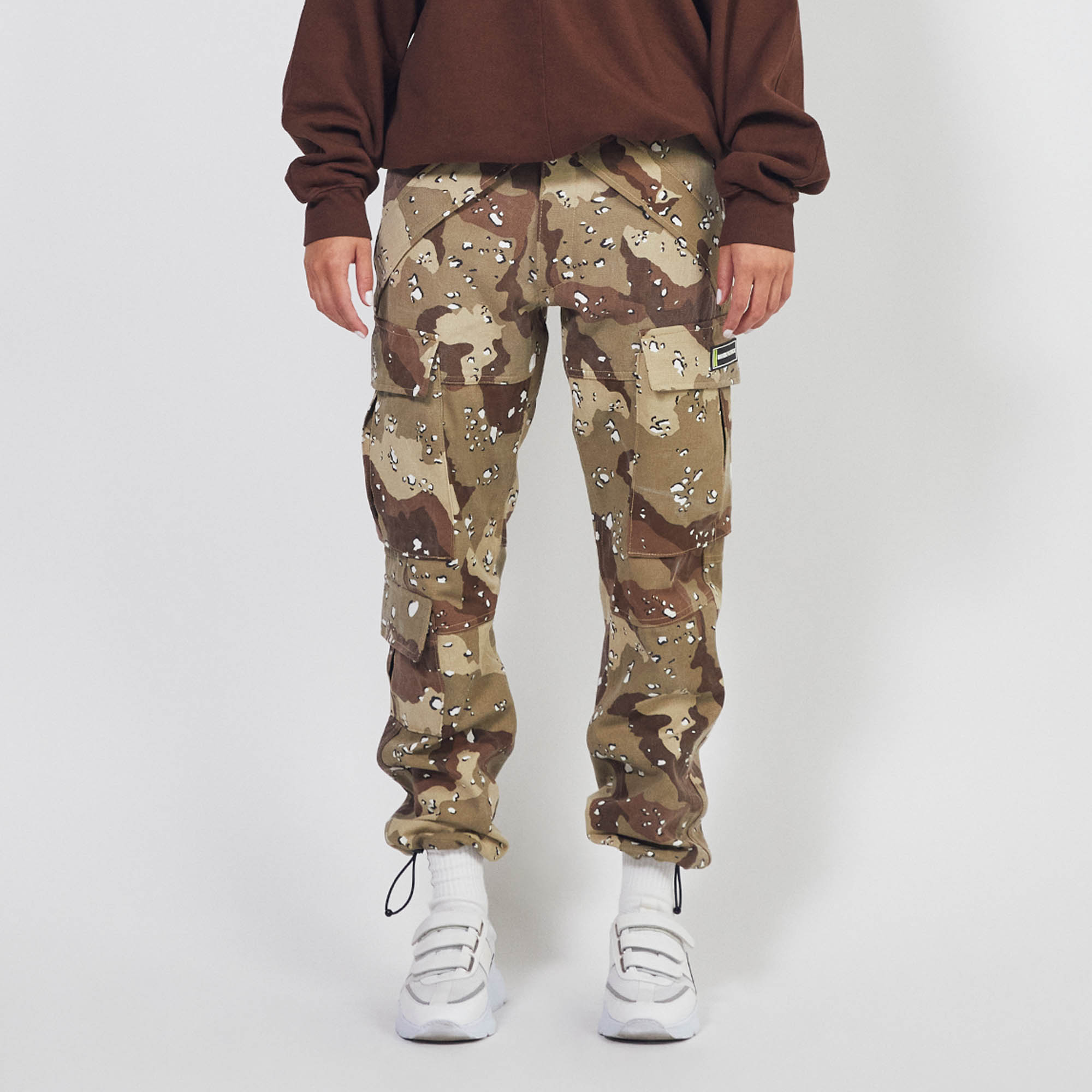 7 pocket cargo / distressed desert camo 7 pocket cargo / distressed desert camo