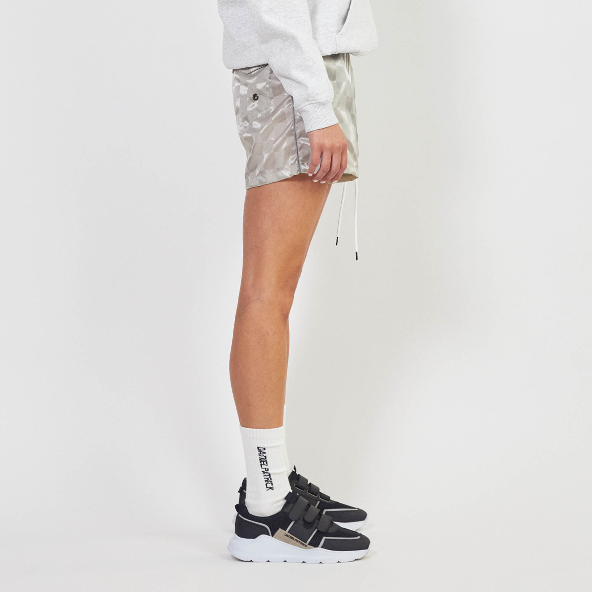 venice trunk / champagne checkers + 3M venice trunk / champagne checkers + 3M