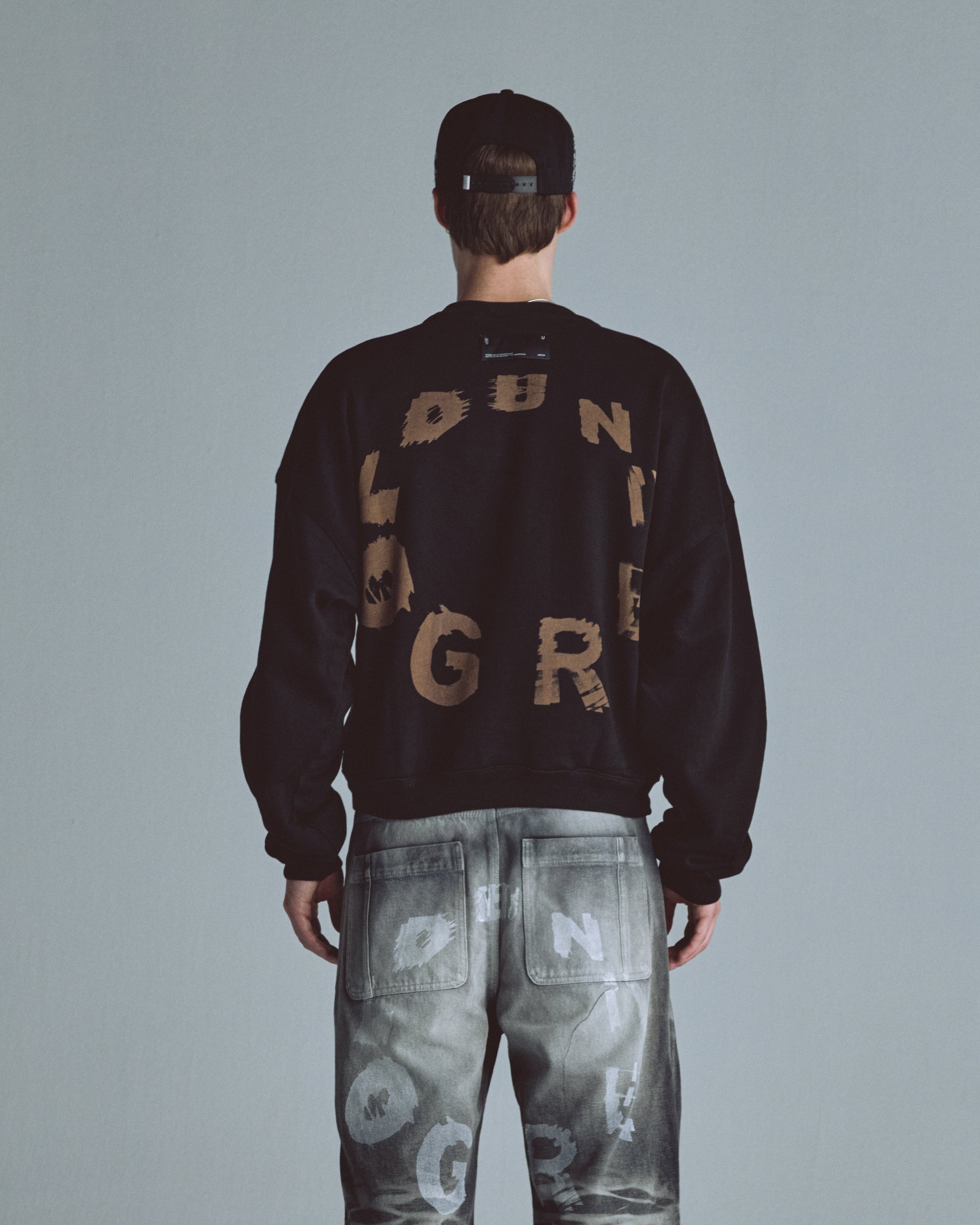 Echoes Tremor Crewneck Black Echoes Tremor Crewneck Black