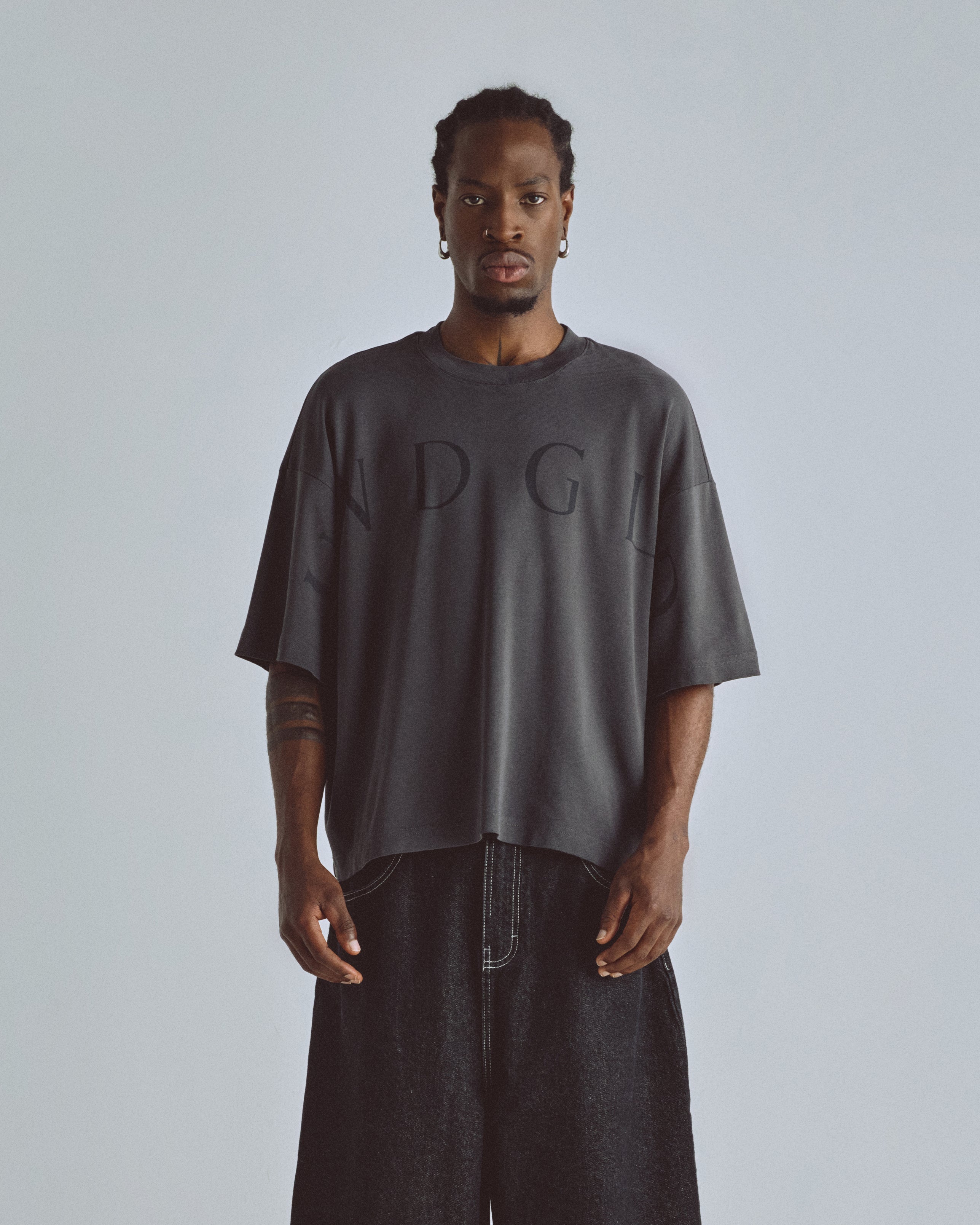 Eternal UNDGLD Boxy Fit Tshirt Vintage Gray Eternal UNDGLD Boxy Fit Tshirt Vintage Gray