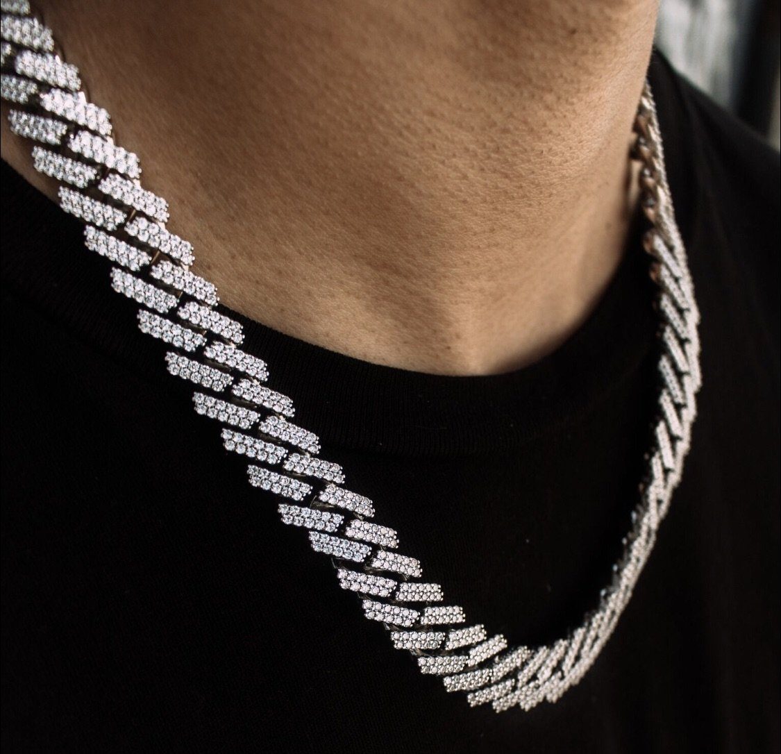 Diamond Cuban Chain Straight Edge 15mm Diamond Cuban Chain Straight Edge 15mm