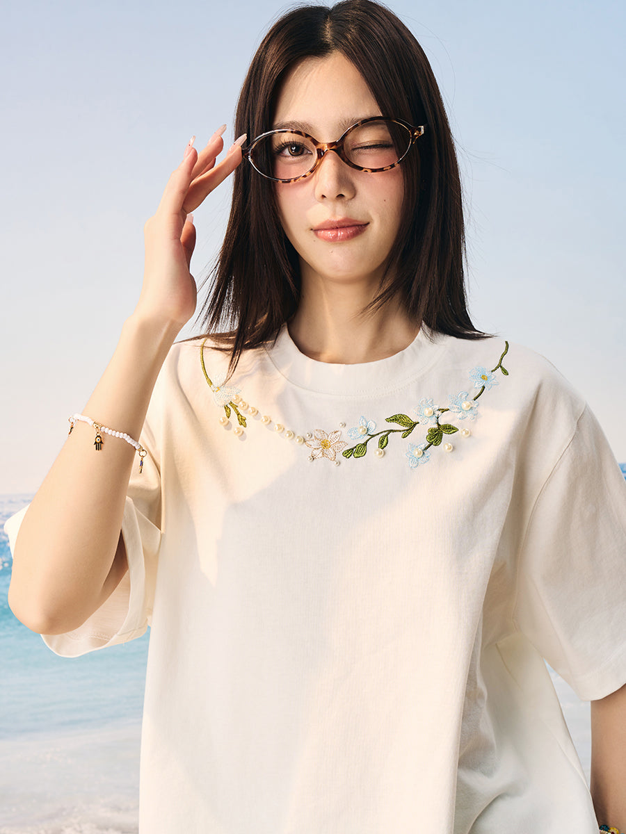 Floral Collar Pearl Embroidered Tee Floral Collar Pearl Embroidered Tee