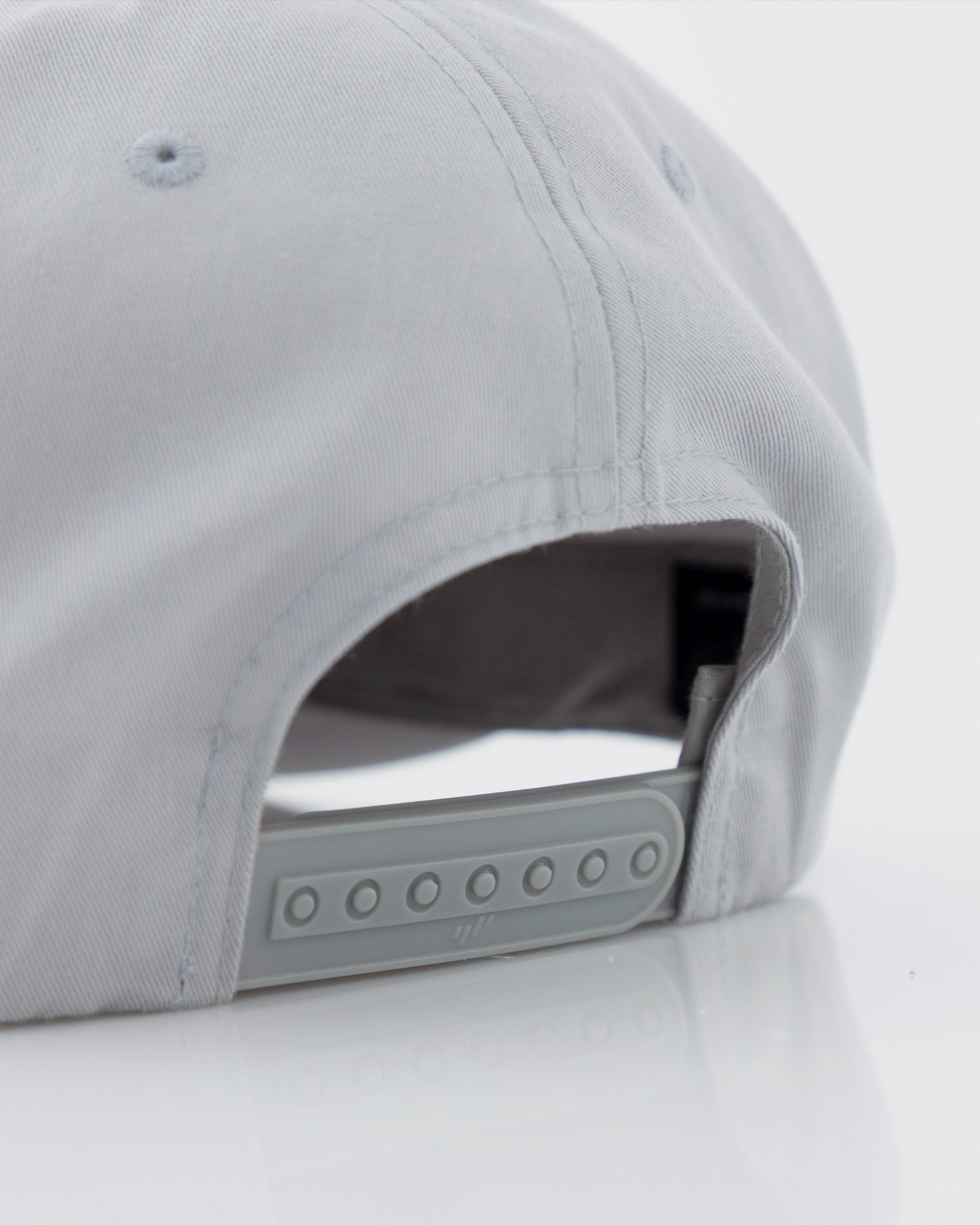 Line Undergold Studio 369 High Crown Cap Silver Line Undergold Studio 369 High Crown Cap Silver