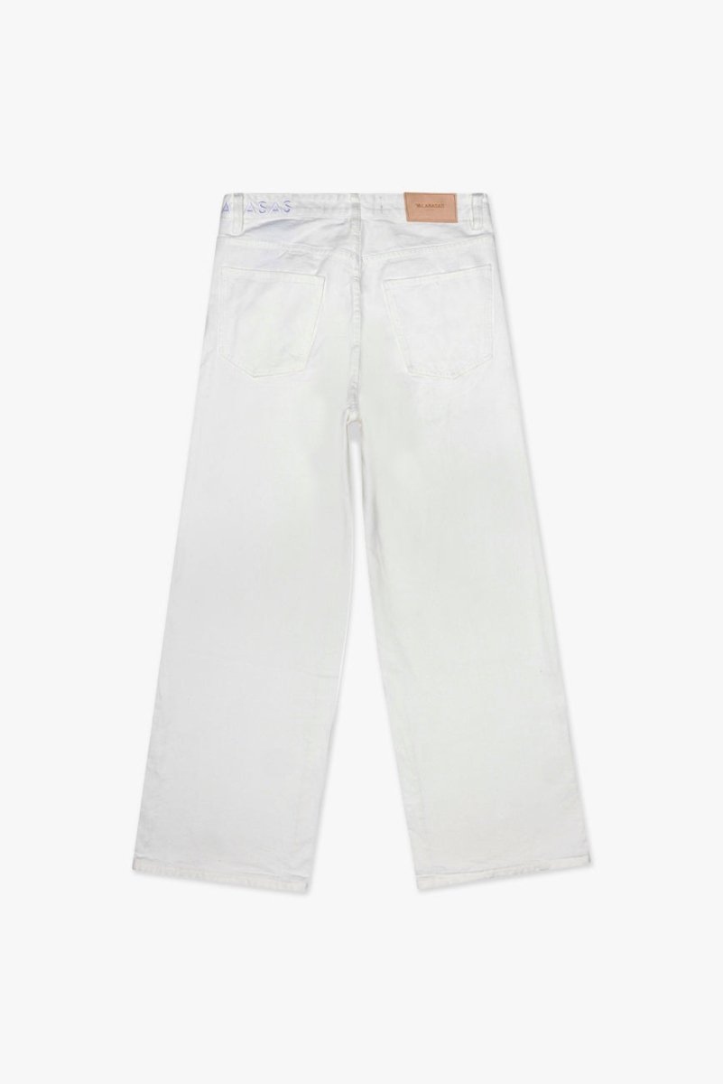 Mr. Baggy White Mr. Baggy White