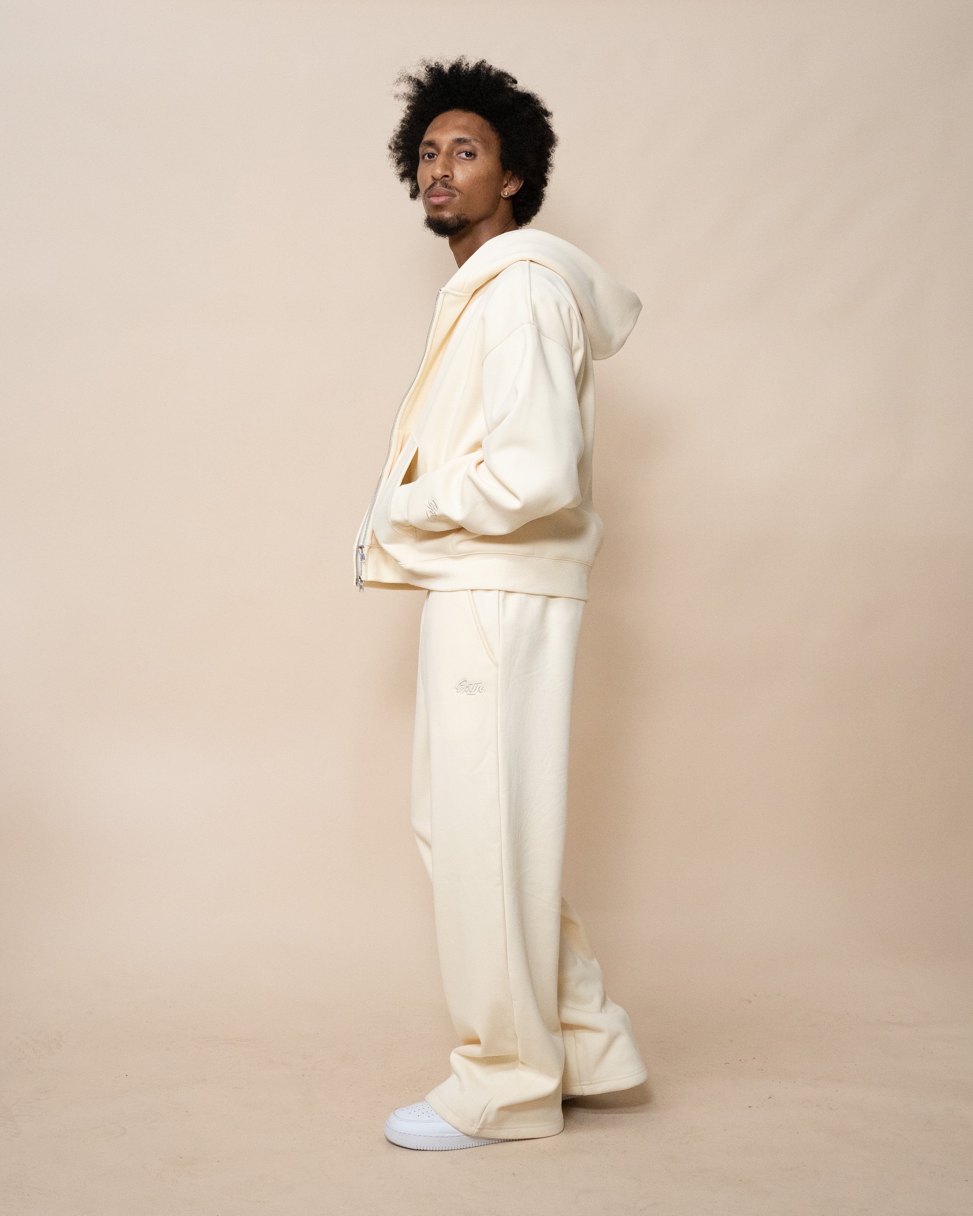 EPTM Perfect Baggy Fleece Pants - Cream EPTM Perfect Baggy Fleece Pants - Cream
