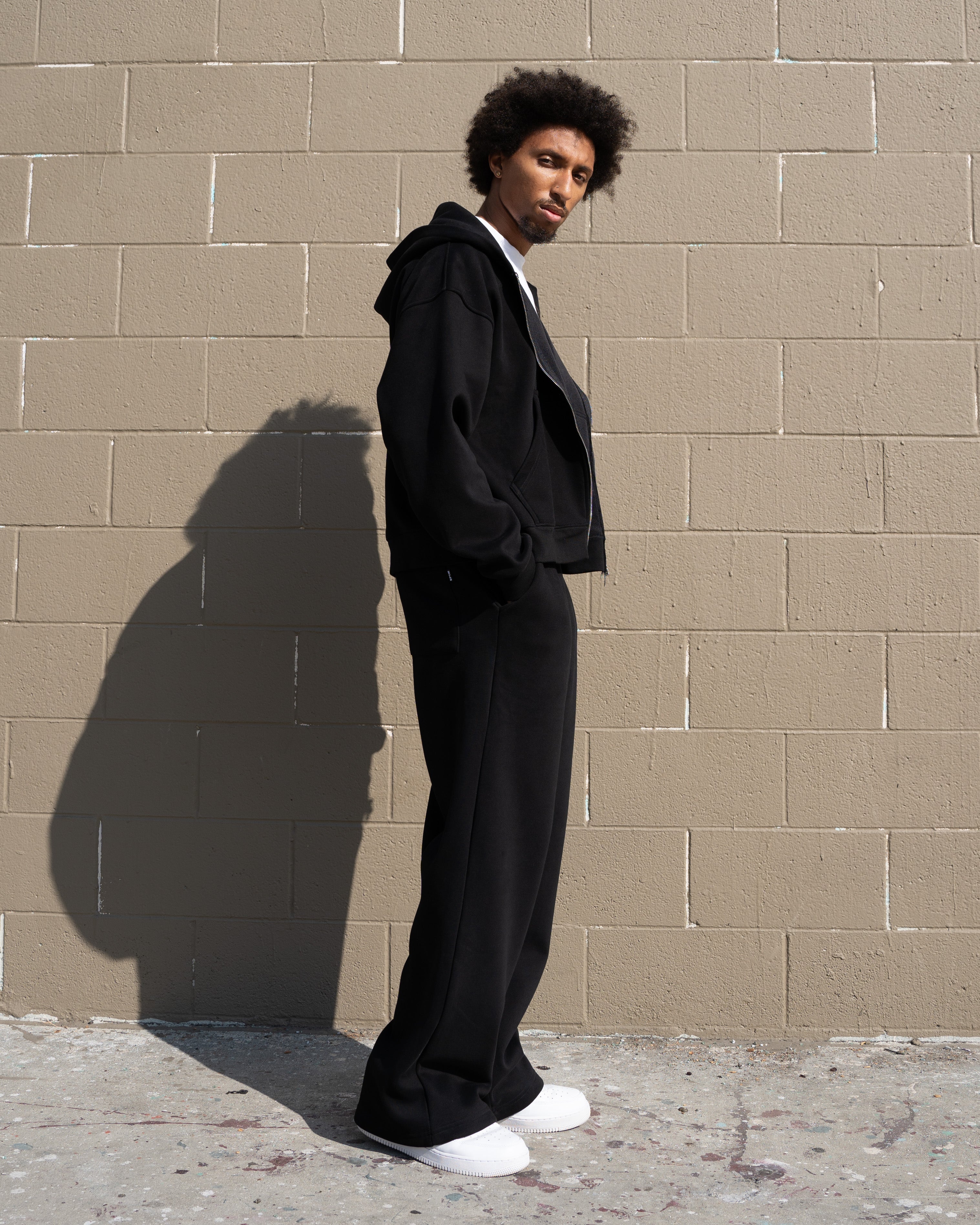 EPTM Perfect Baggy Fleece Pants - Black EPTM Perfect Baggy Fleece Pants - Black