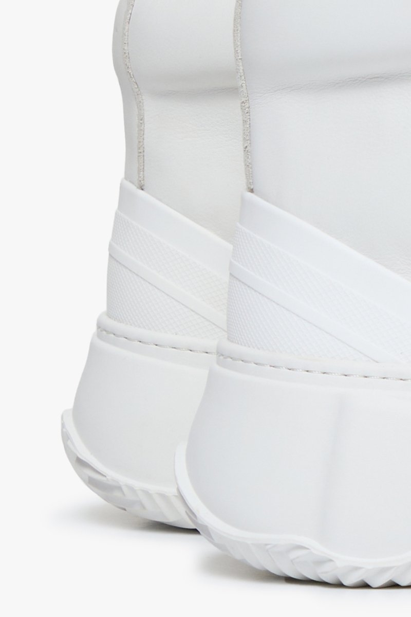 The Vision 200 High White The Vision 200 High White