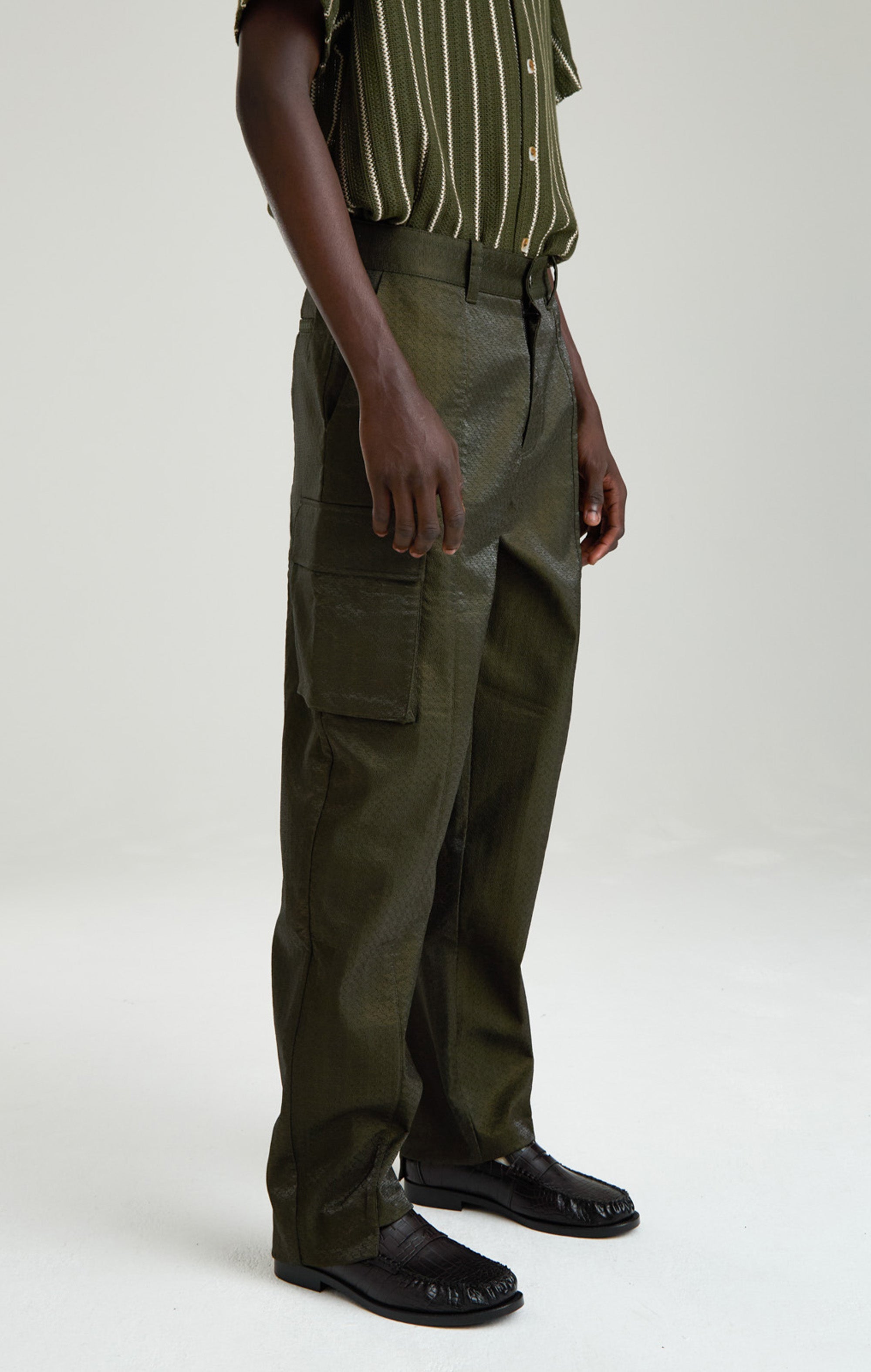 IRIDESCENT GREEN EMBROIDERED PANTS